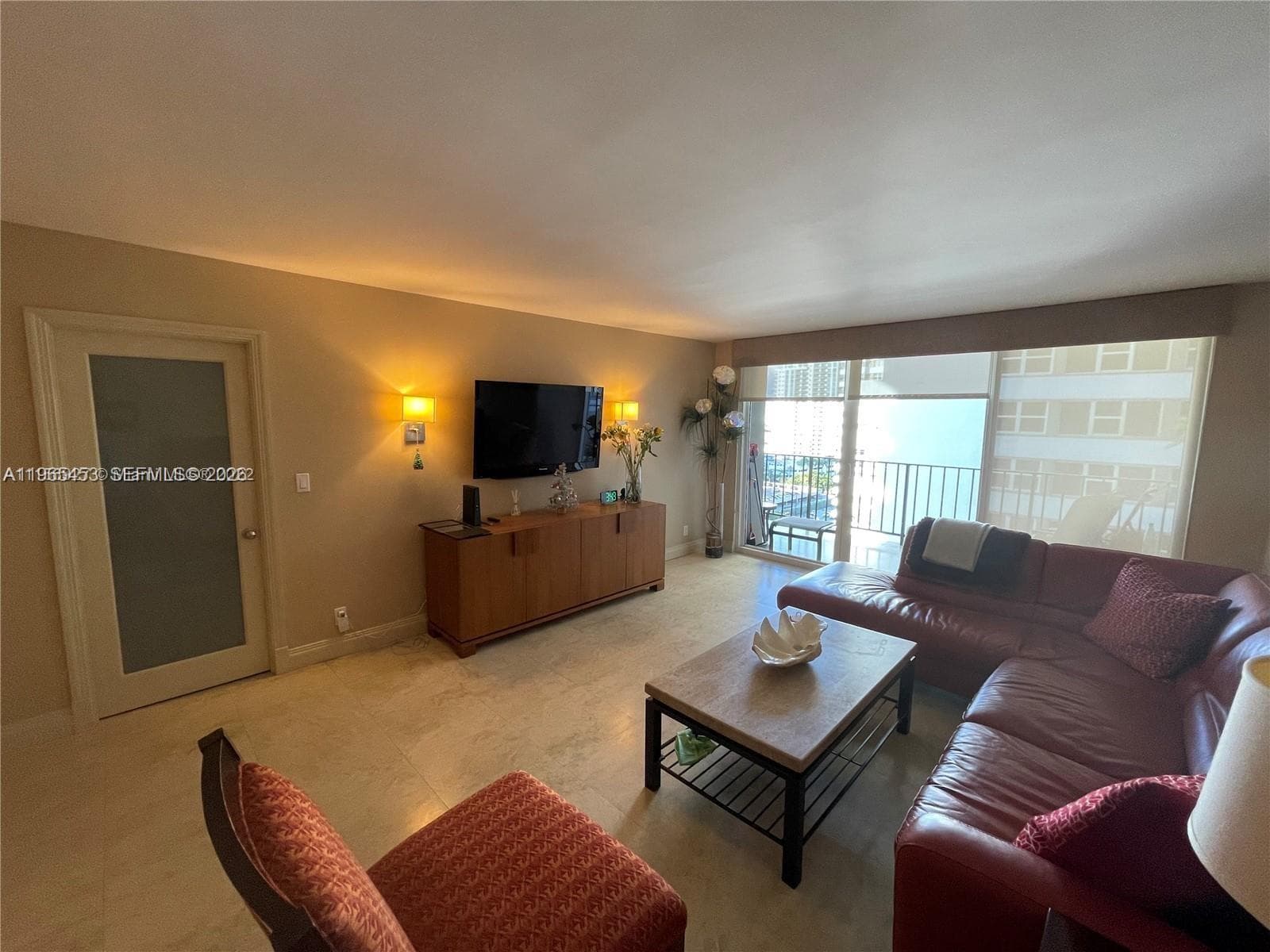 2030 S Ocean Dr 1404 photo 4
