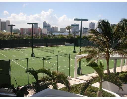 18001 Collins Ave 2706 photo 6