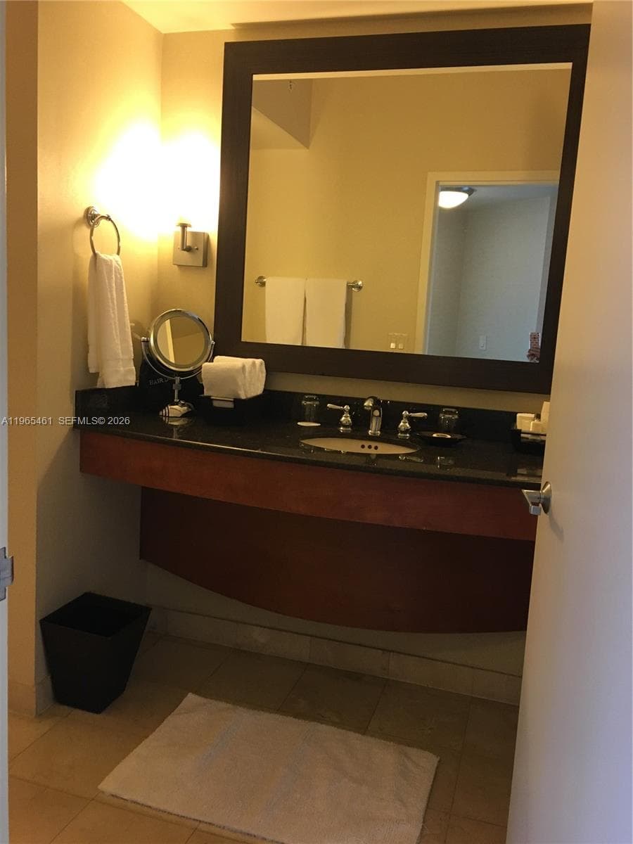 18001 Collins Ave 2706 photo 9
