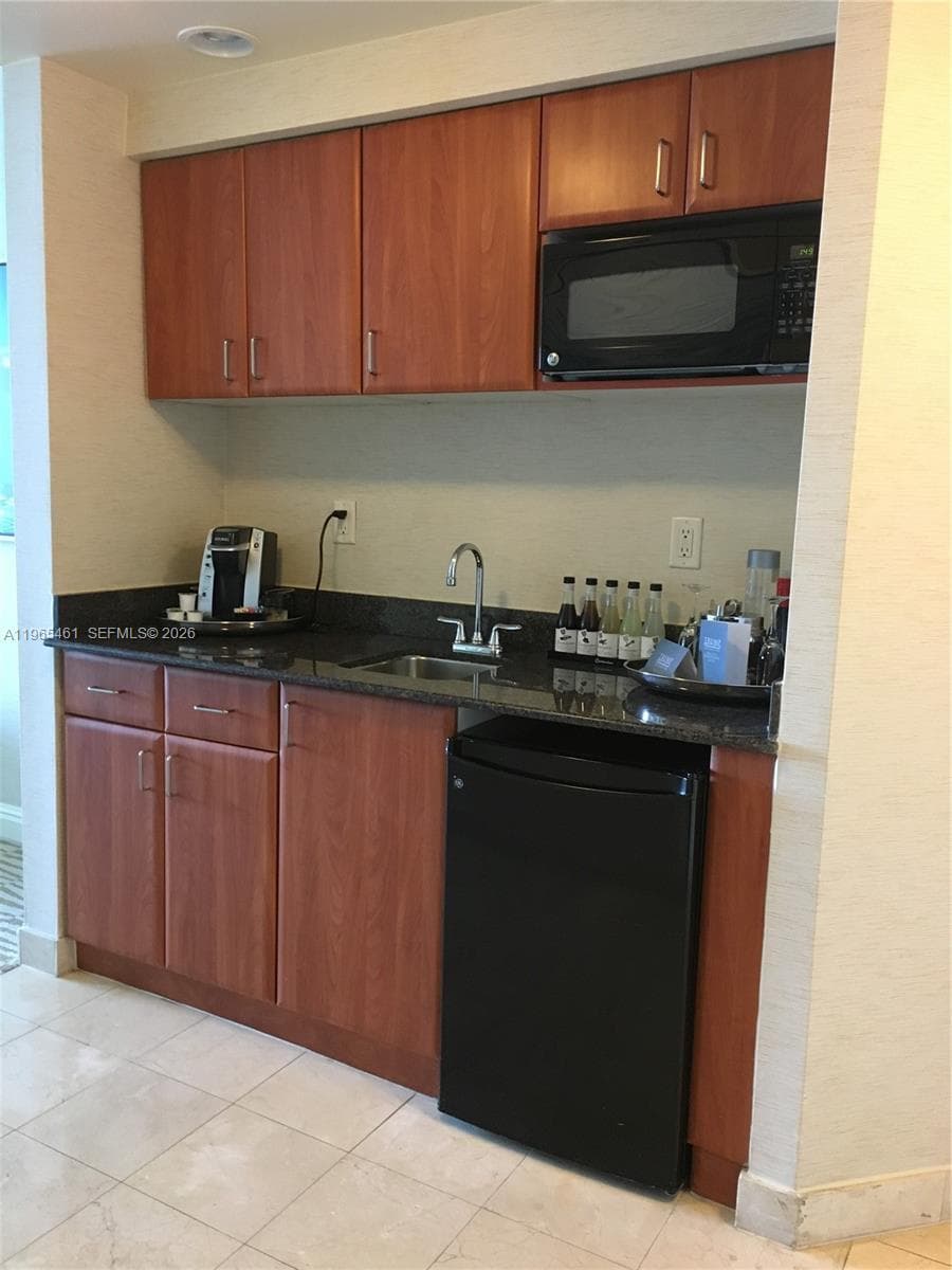 18001 Collins Ave 2706 photo 10