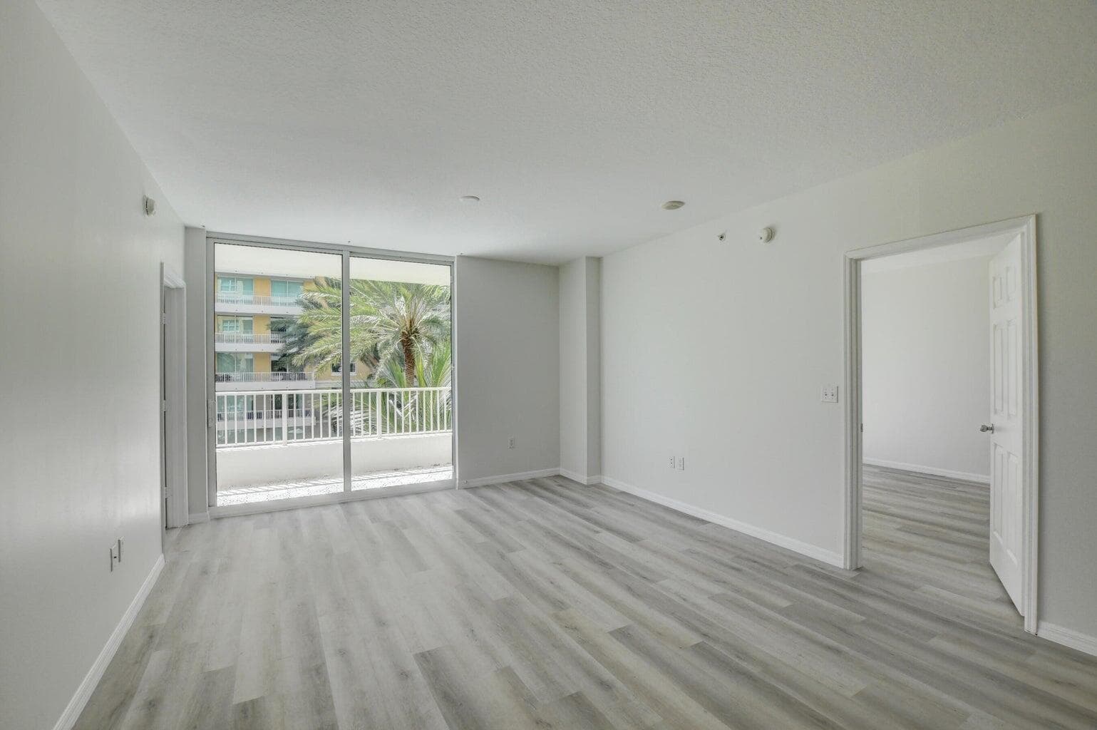 700 E Boynton Beach Boulevard 403 photo 9