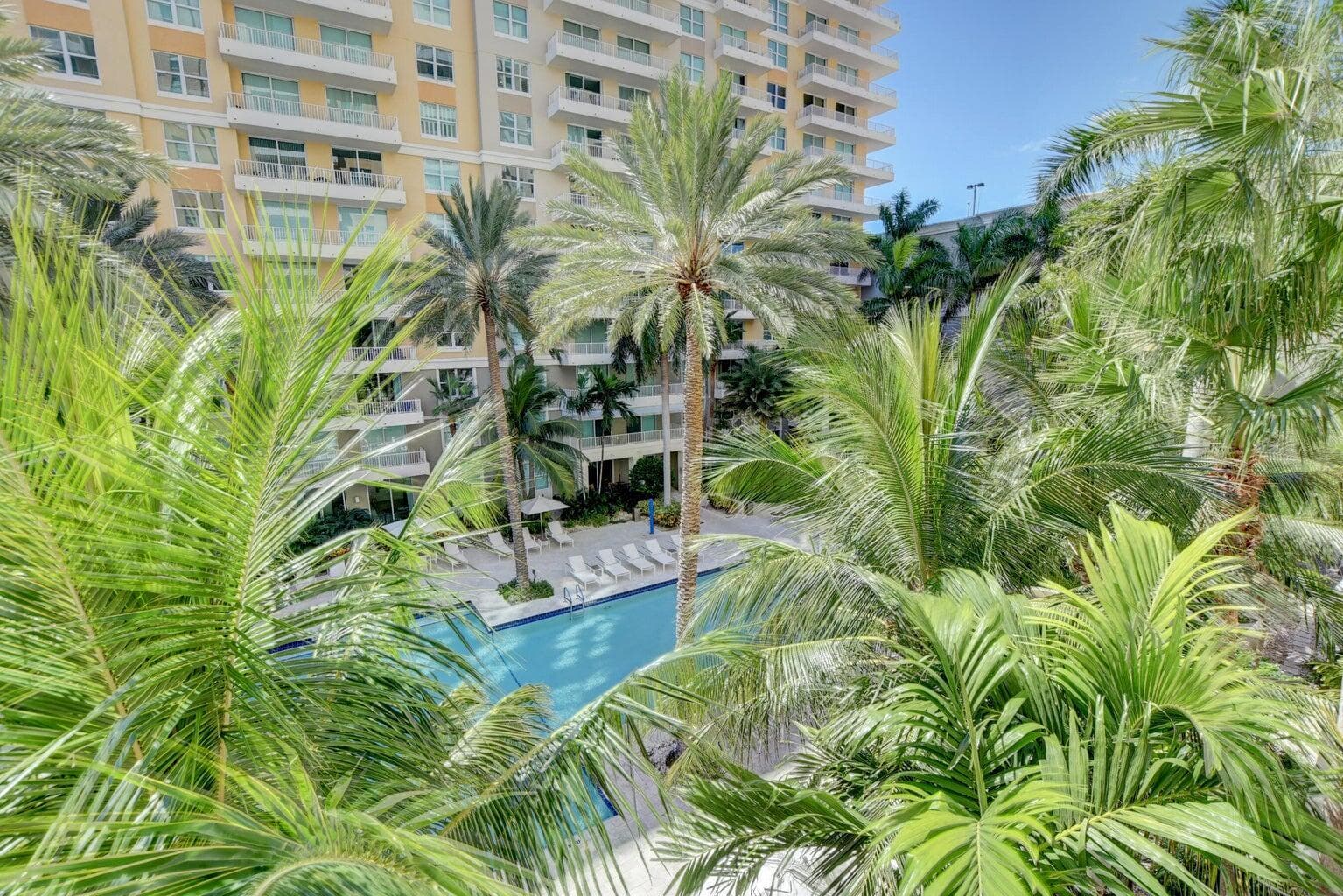 700 E Boynton Beach Boulevard 403 photo 24