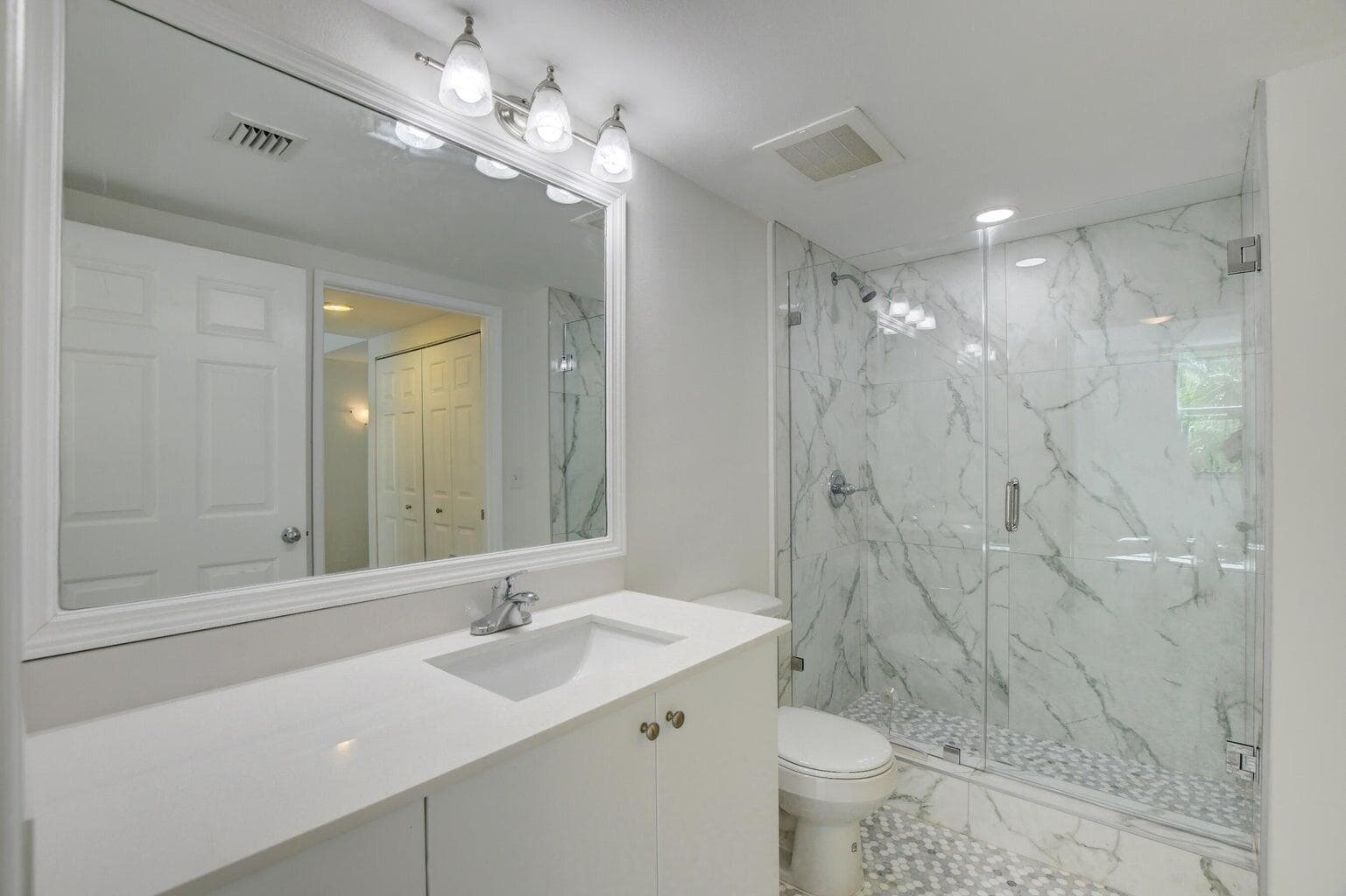 700 E Boynton Beach Boulevard 403 photo 18