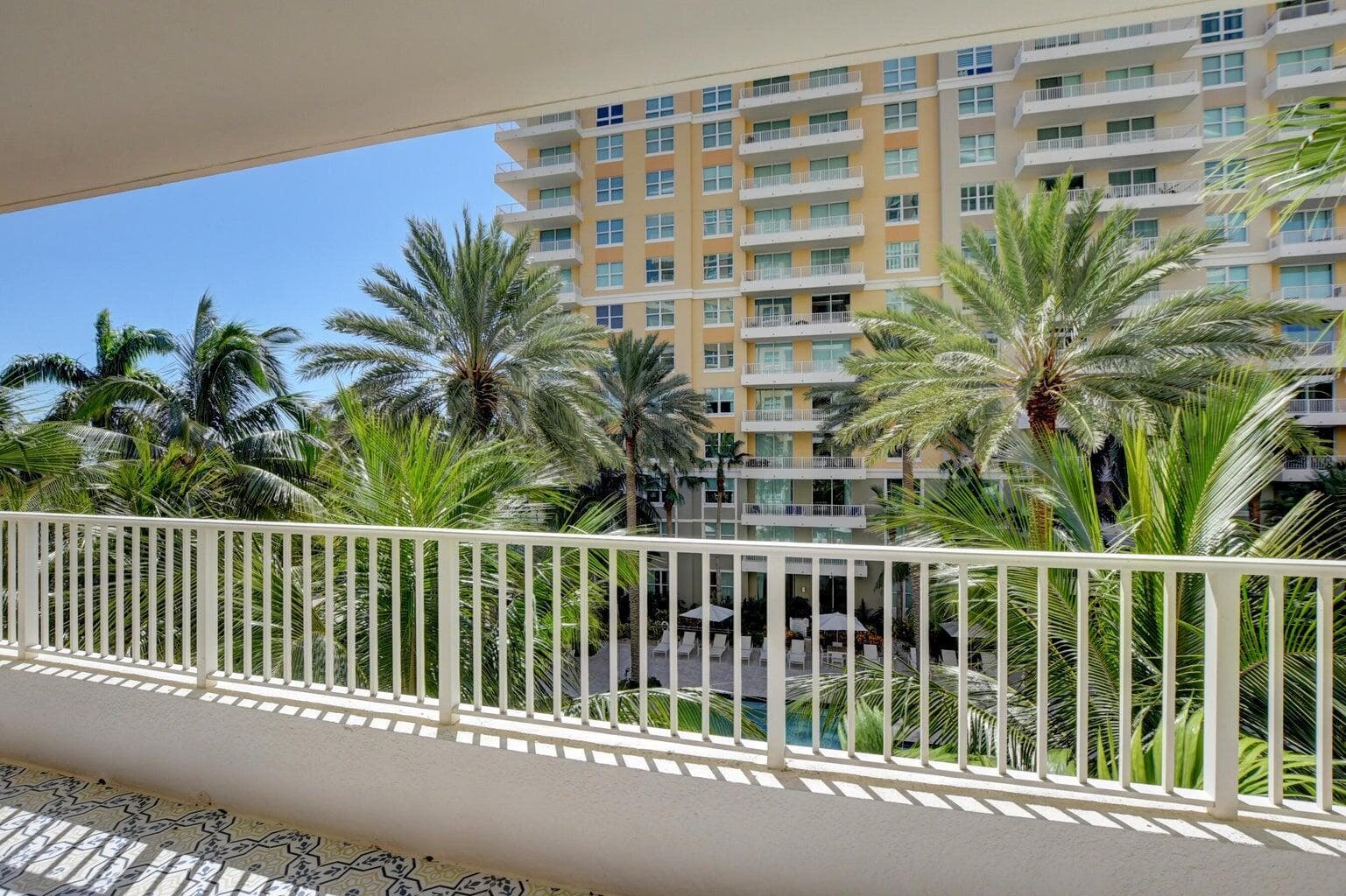 700 E Boynton Beach Boulevard 403 photo 21