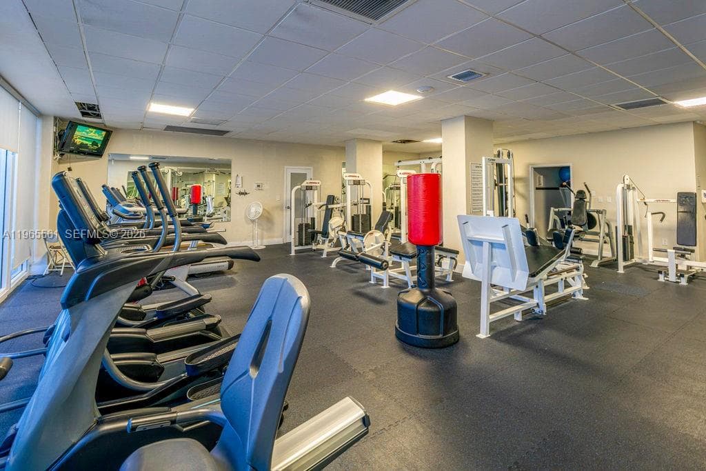 3140 Ocean Dr PH7 photo 23