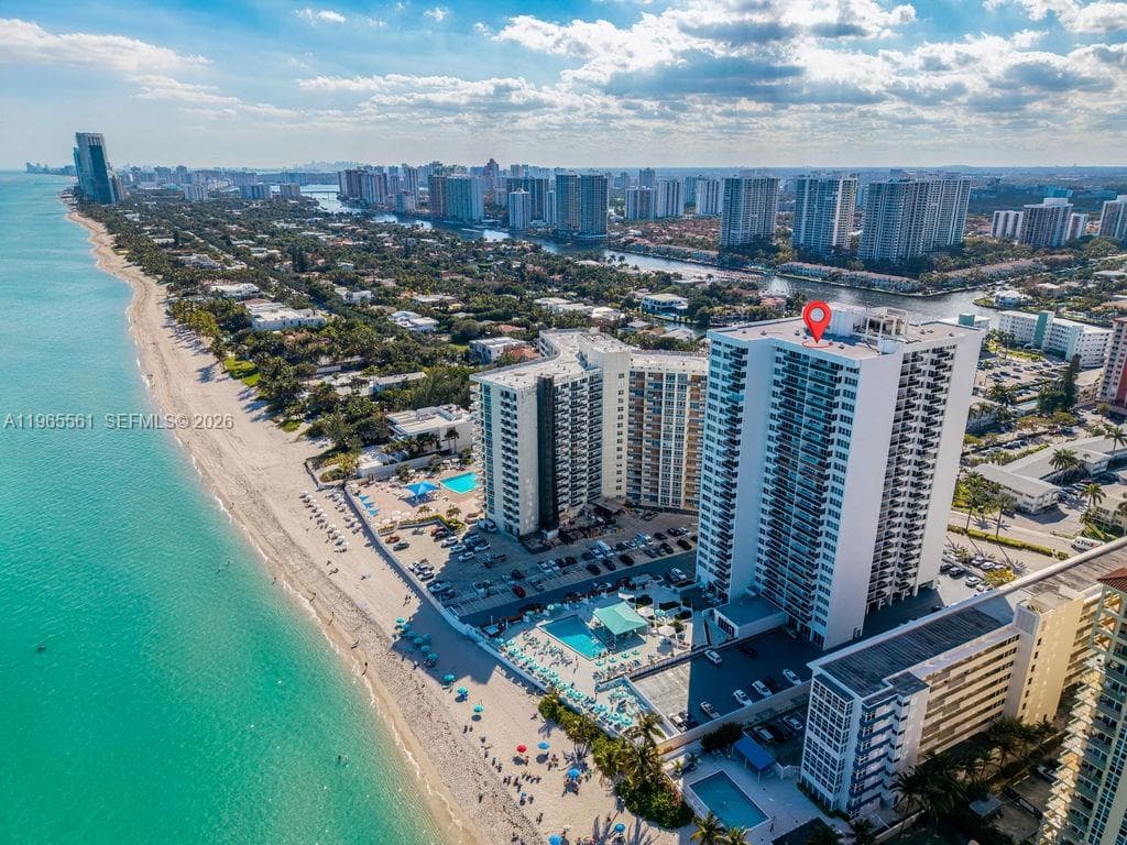 3140 Ocean Dr PH7 photo 2