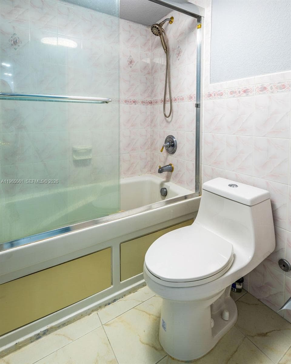 3140 Ocean Dr PH7 photo 17