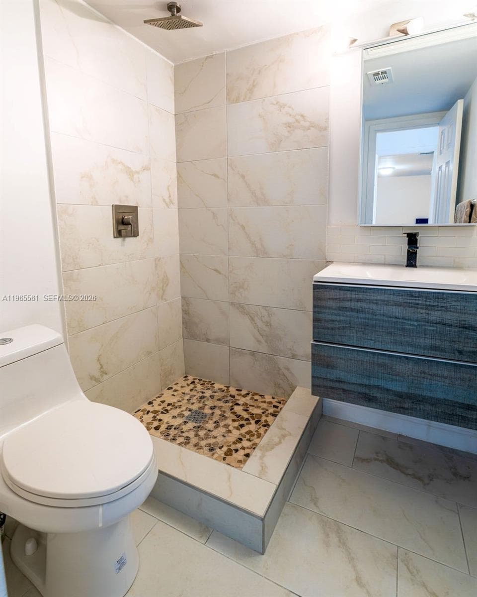 3140 Ocean Dr PH7 photo 22