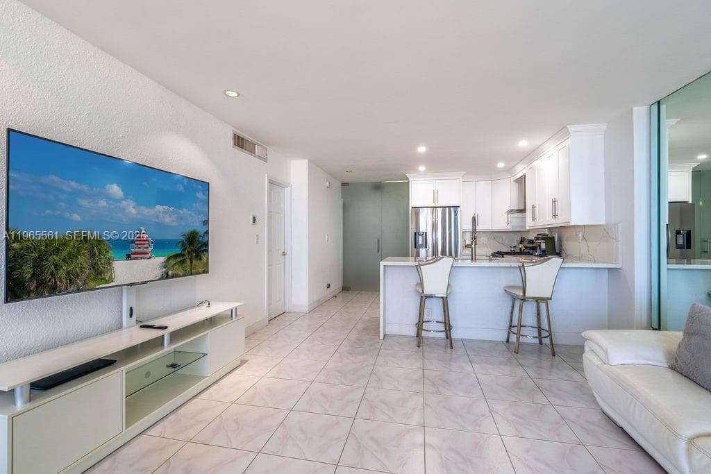 3140 Ocean Dr PH7 photo 7