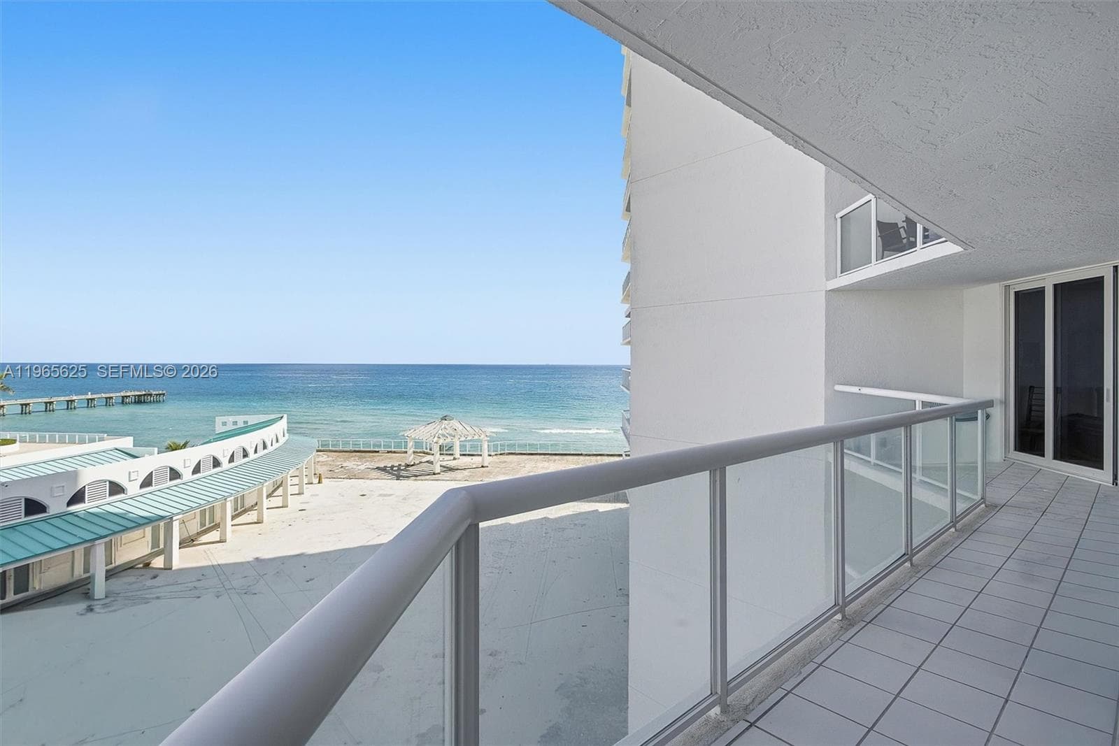 16425 Collins Ave 714 photo 15