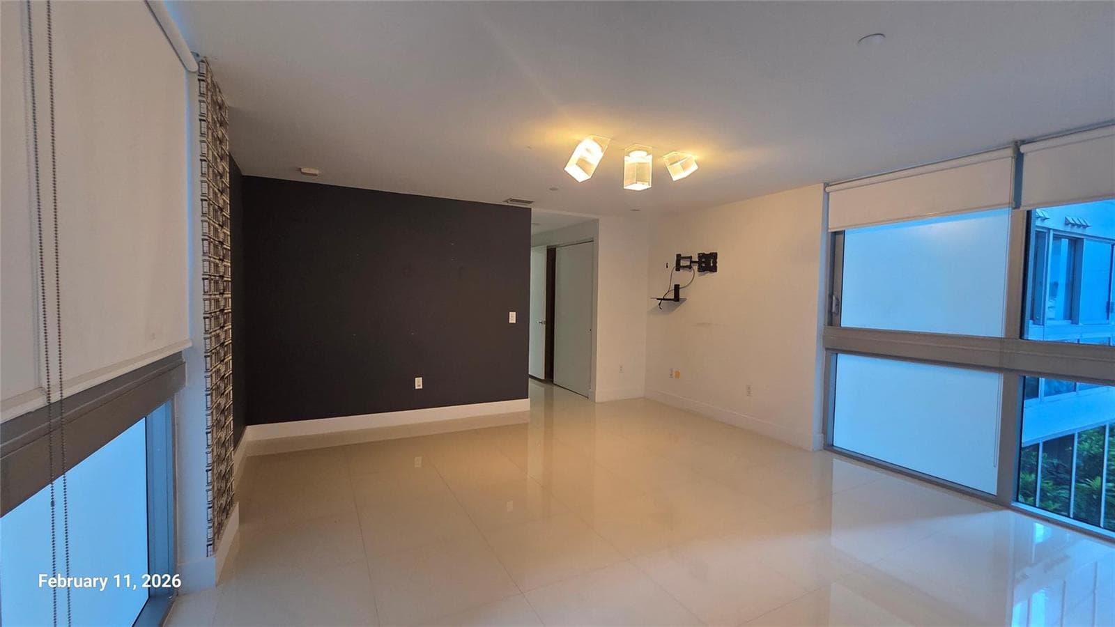 2950 NE 188th Street 110 photo 20