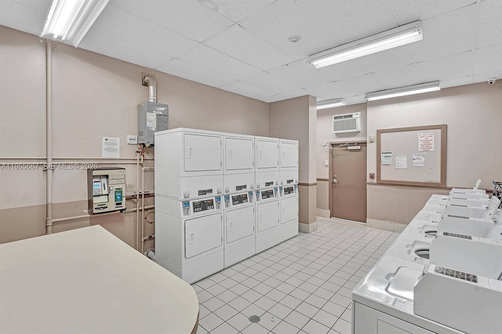 1817 S Ocean Dr 219 photo 18