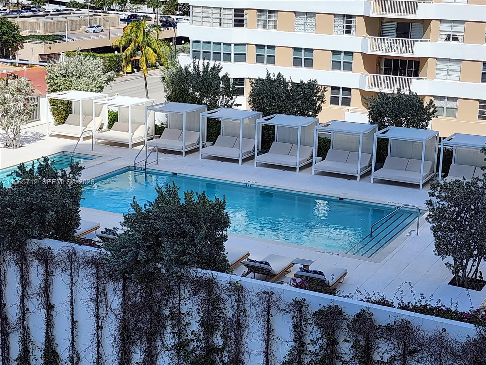 2030 Ocean Dr 626 photo 6