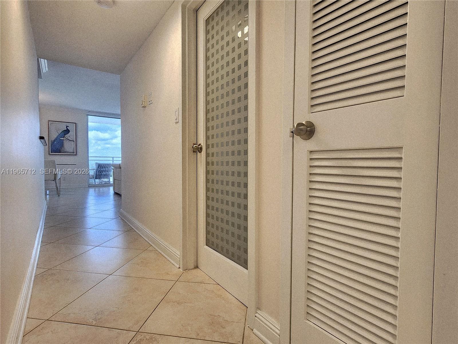 2030 Ocean Dr 626 photo 22