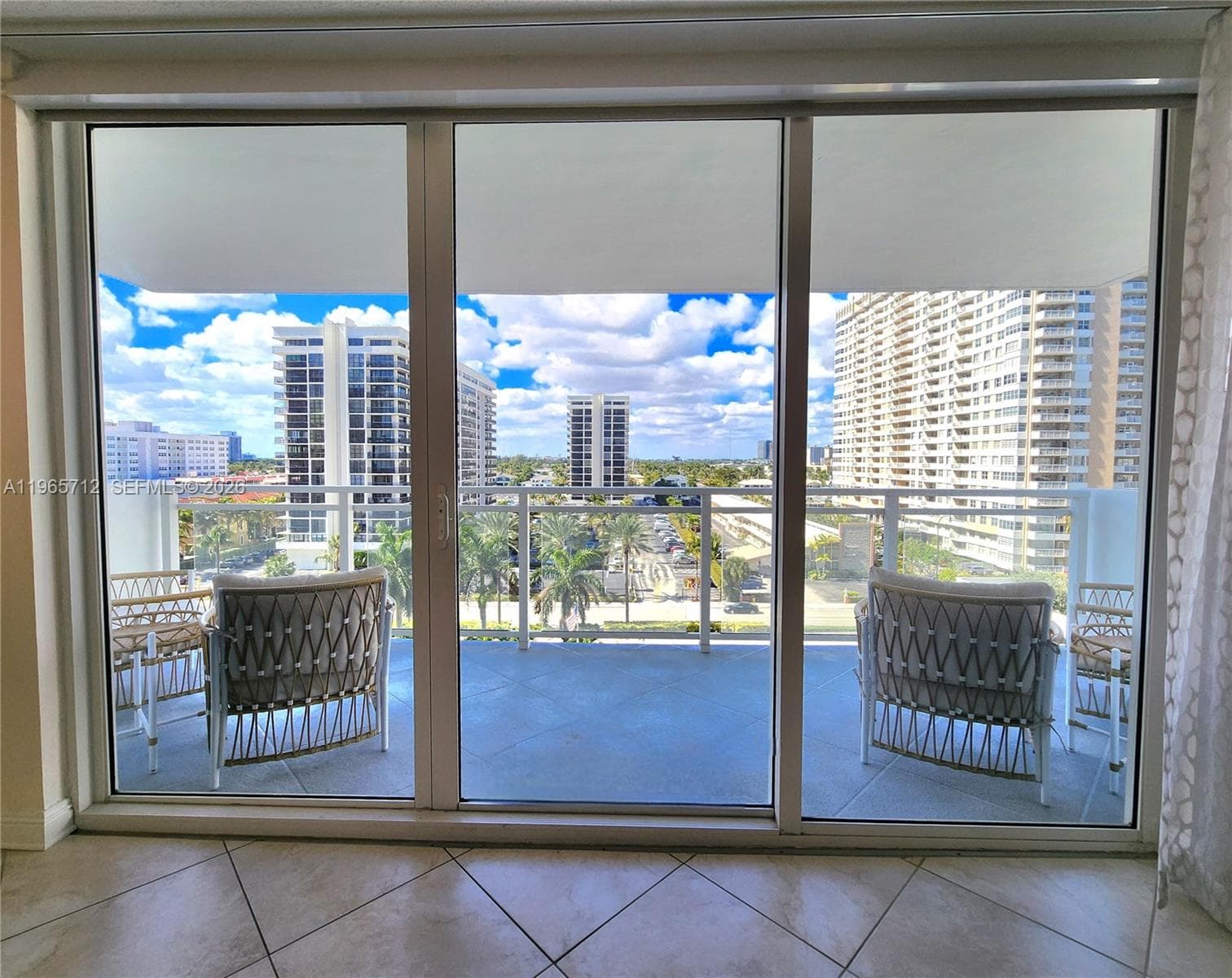 2030 Ocean Dr 626 photo 7