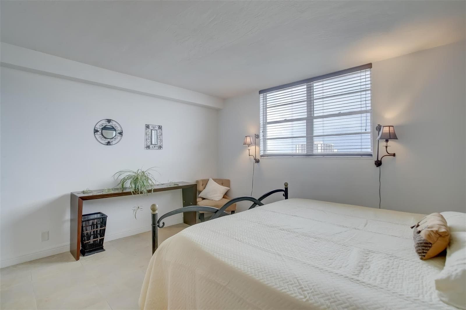 3000 S Ocean Drive 1100 photo 21