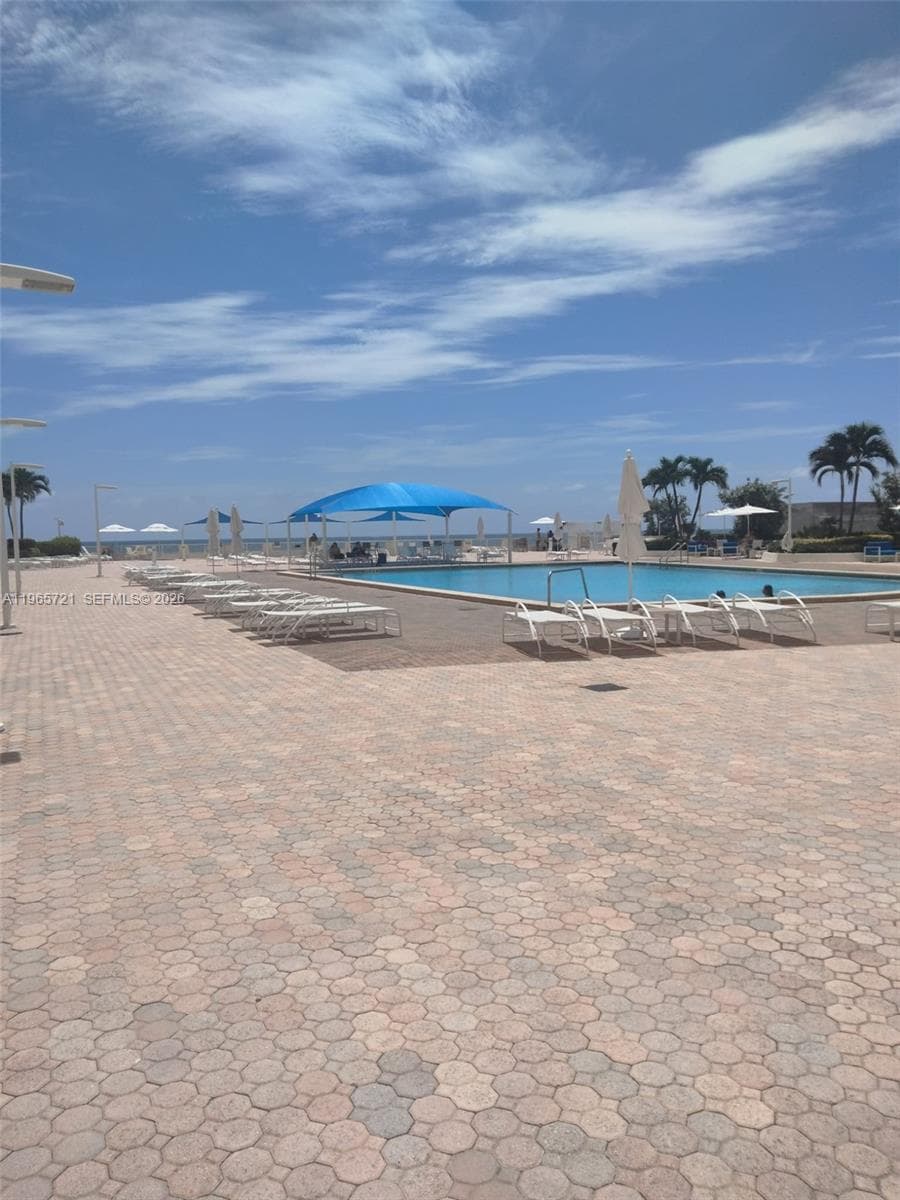 3180 S Ocean Dr 607 photo 23