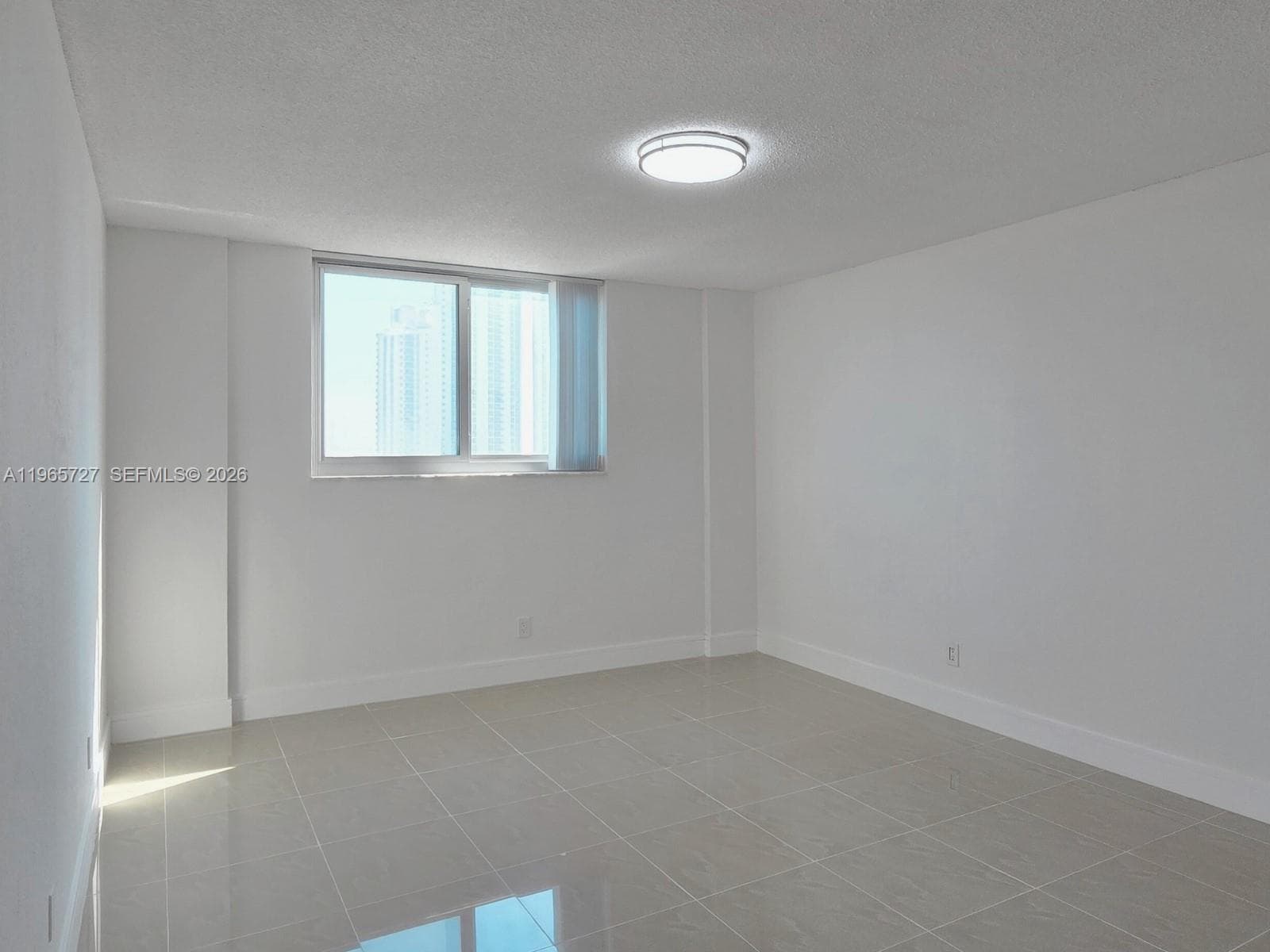 19380 Collins Ave 1002 photo 17
