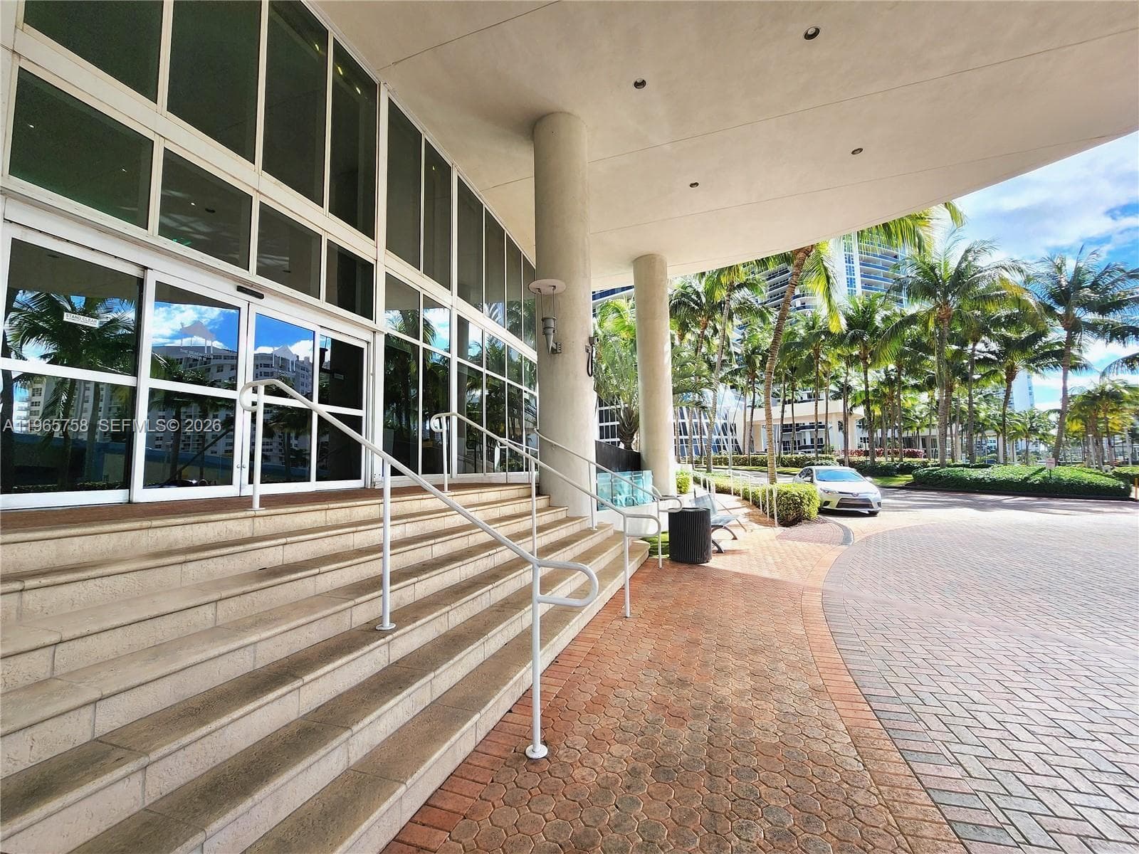 1800 S Ocean Dr 2406 photo 25