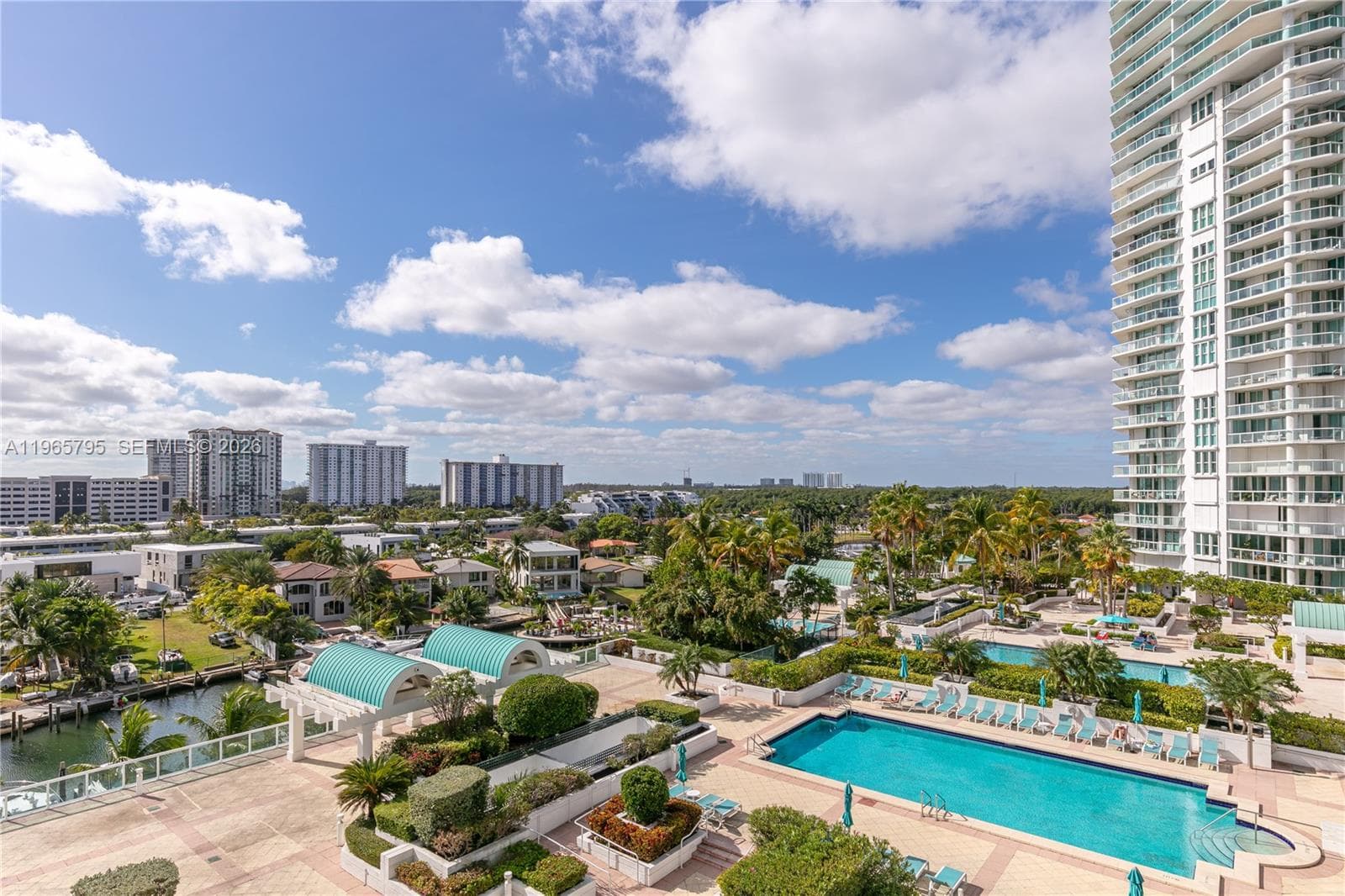 16400 Collins Ave 744 photo 8
