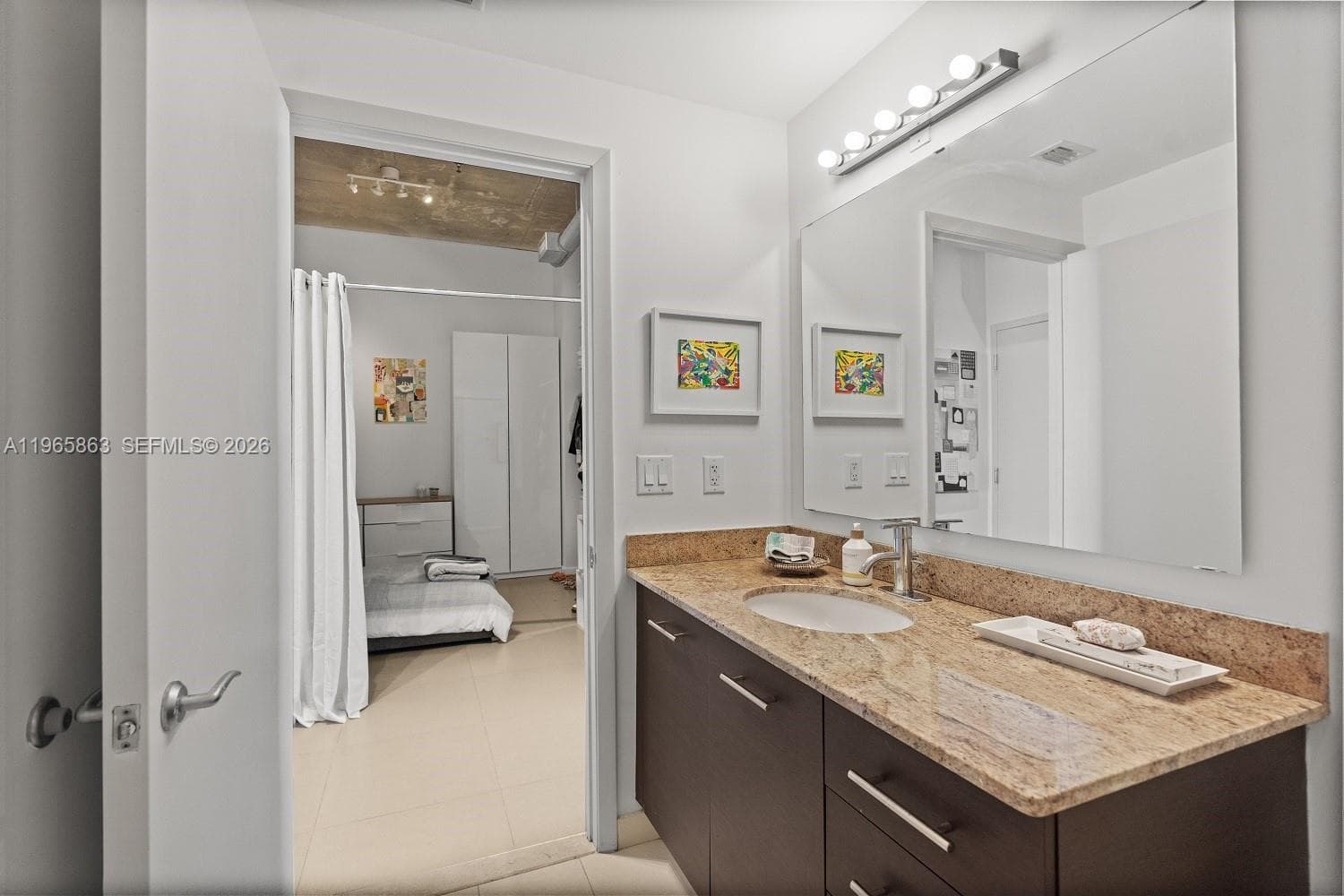3029 NE 188th St 1019 photo 15