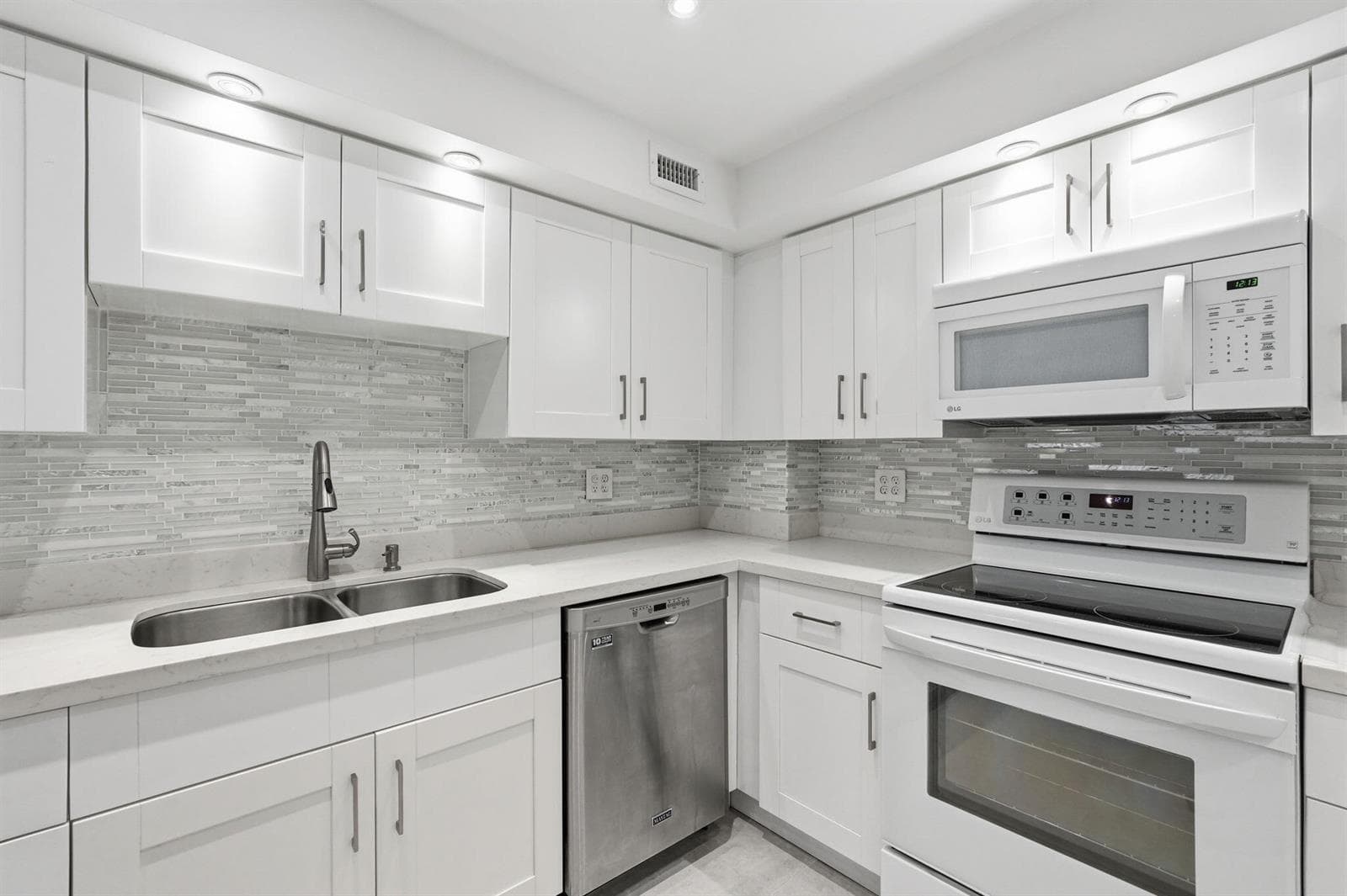 3450 S Ocean Boulevard 121 photo 5