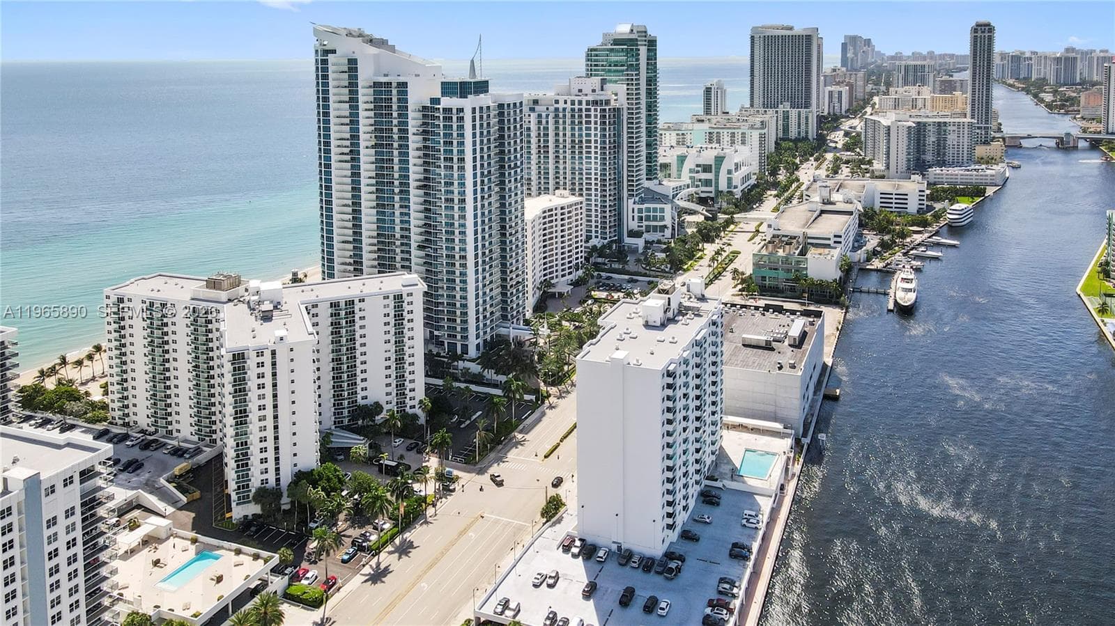 3000 Ocean Dr 1110 photo 13