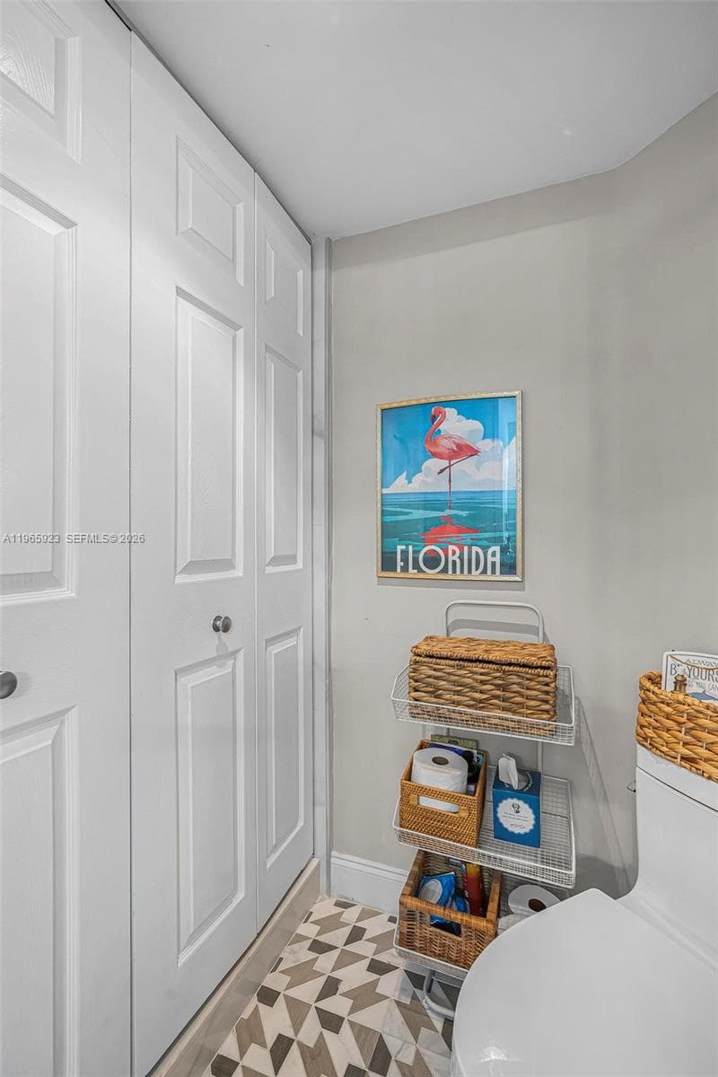 3500 Mystic Pointe Dr 604 photo 23