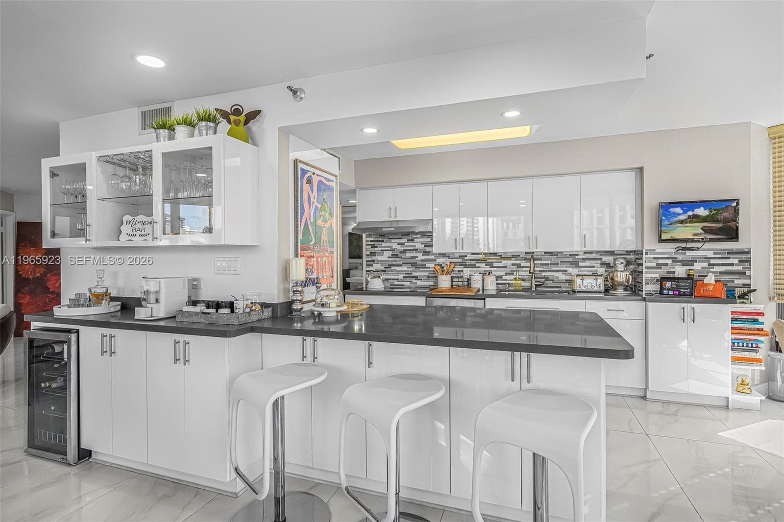 3500 Mystic Pointe Dr 604 photo 11