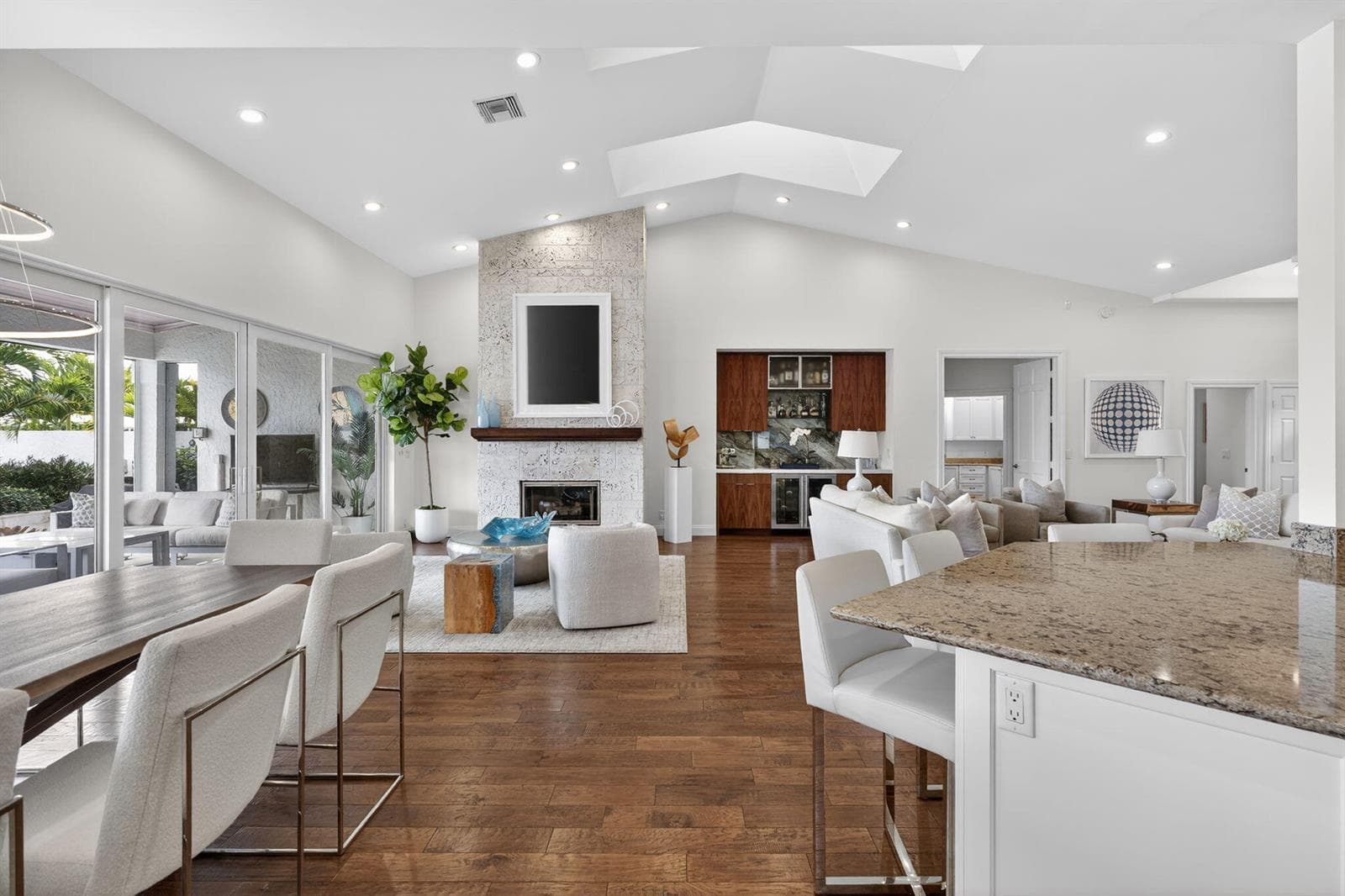 167 Regatta Drive photo 22