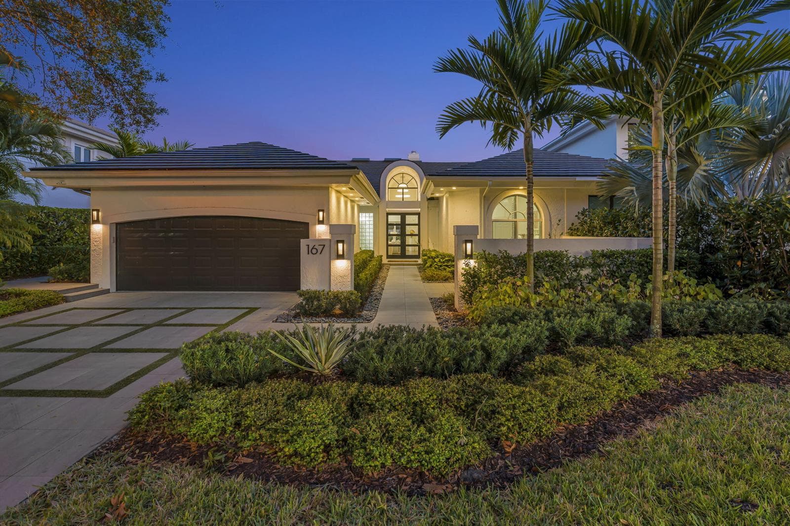 167 Regatta Drive photo 1
