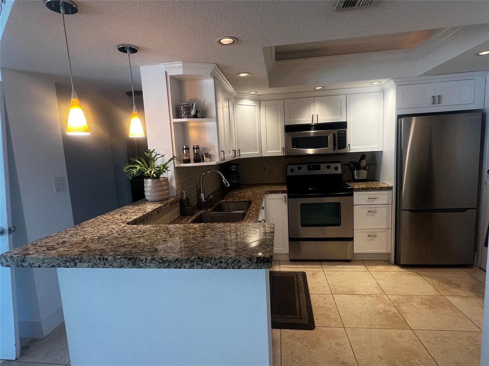 1170 N Federal Highway 311 photo 19