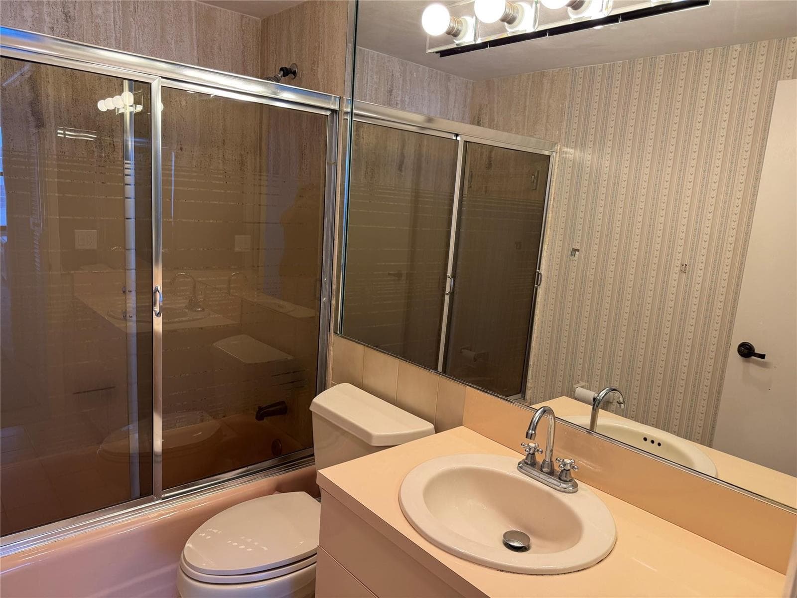 3800 N Galt Ocean Drive 1508 photo 19