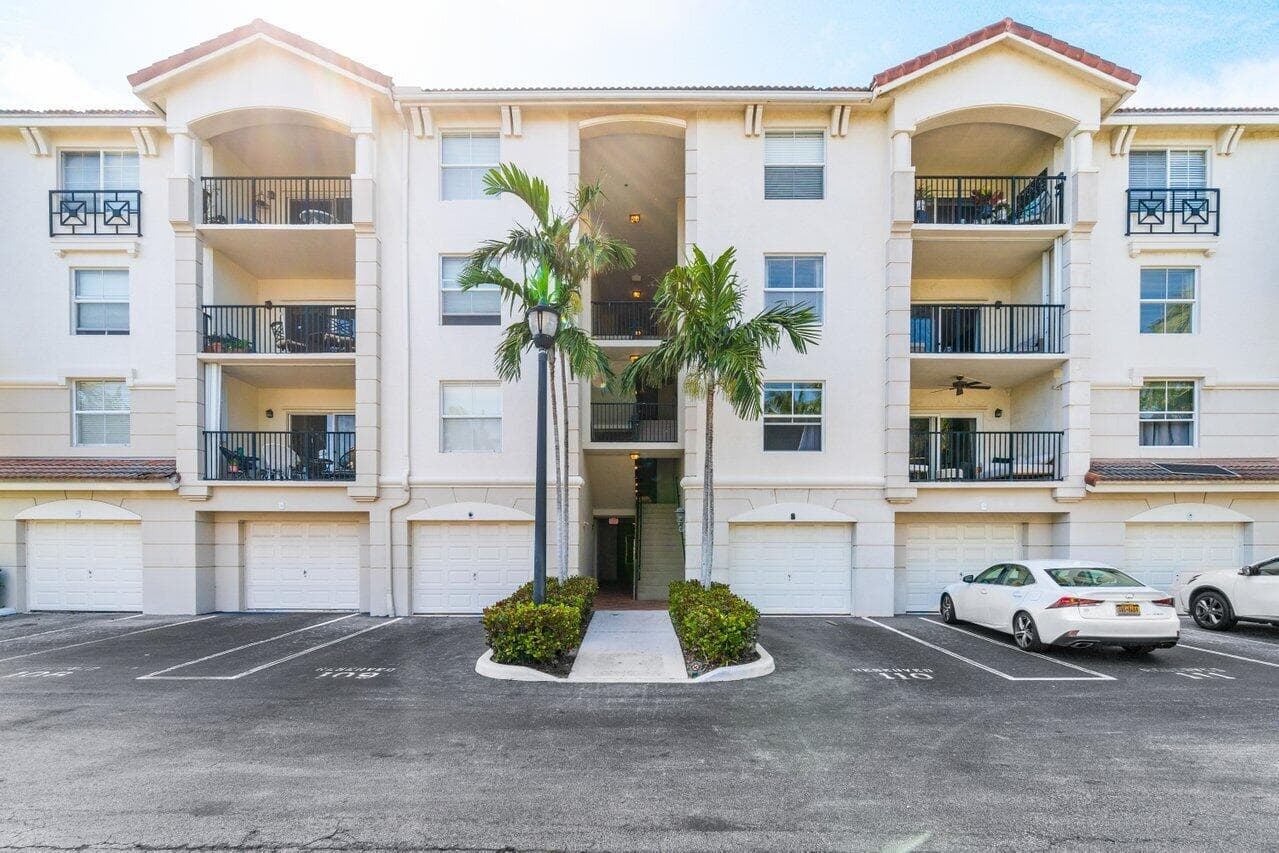 1408 Tuscany Way photo 2