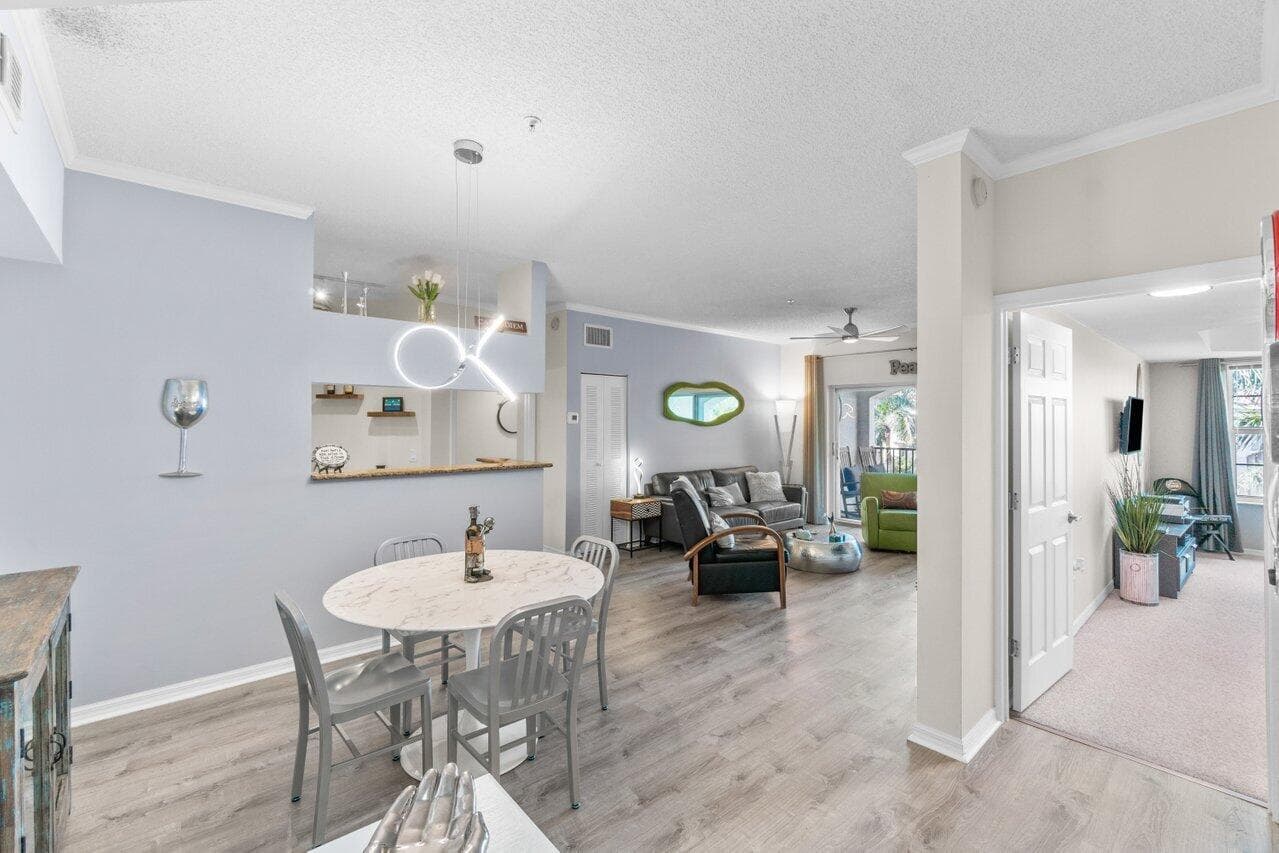 1408 Tuscany Way photo 3