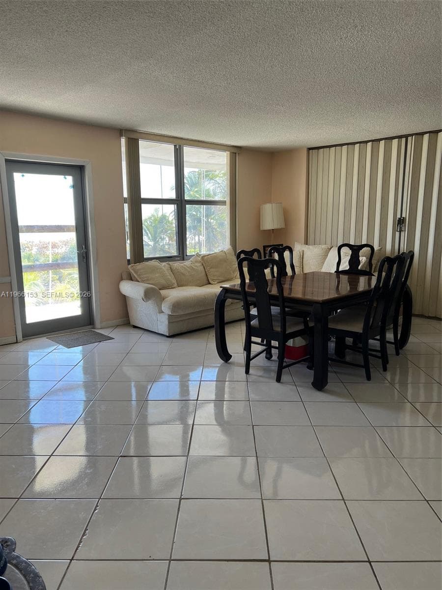 9225 Collins Ave 302 photo 4