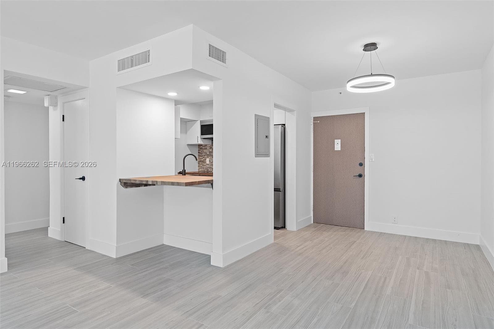 1200 West Ave 521 photo 18