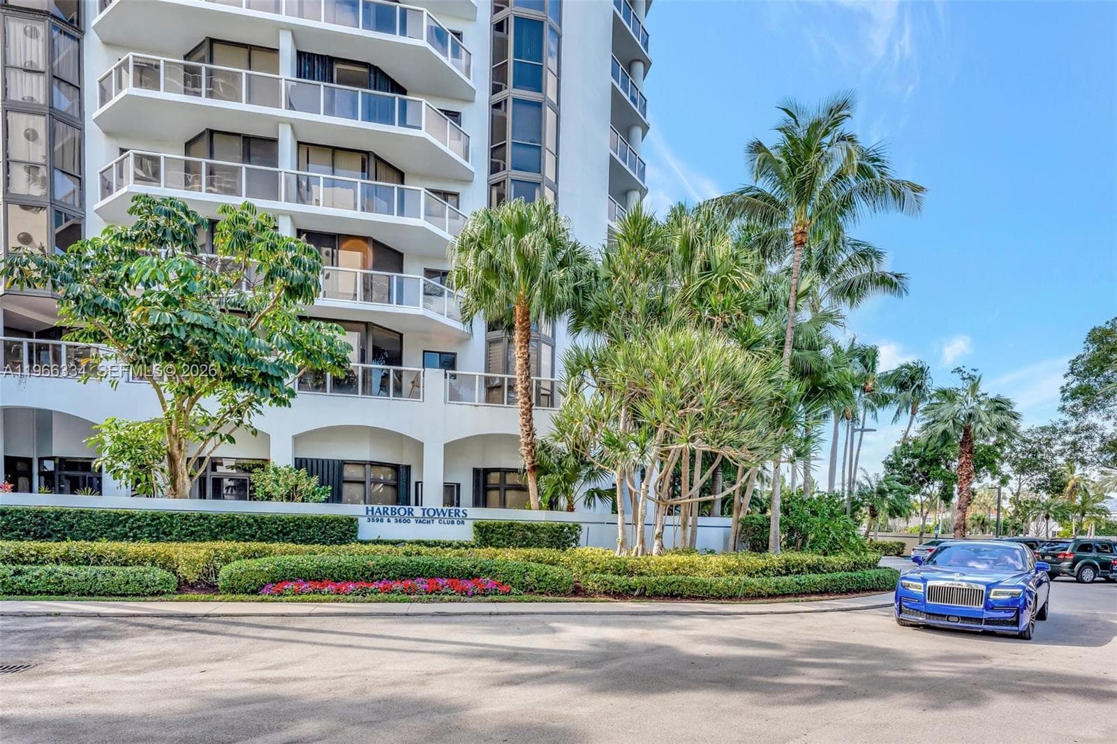 3600 Yacht Club Dr 703 photo 9