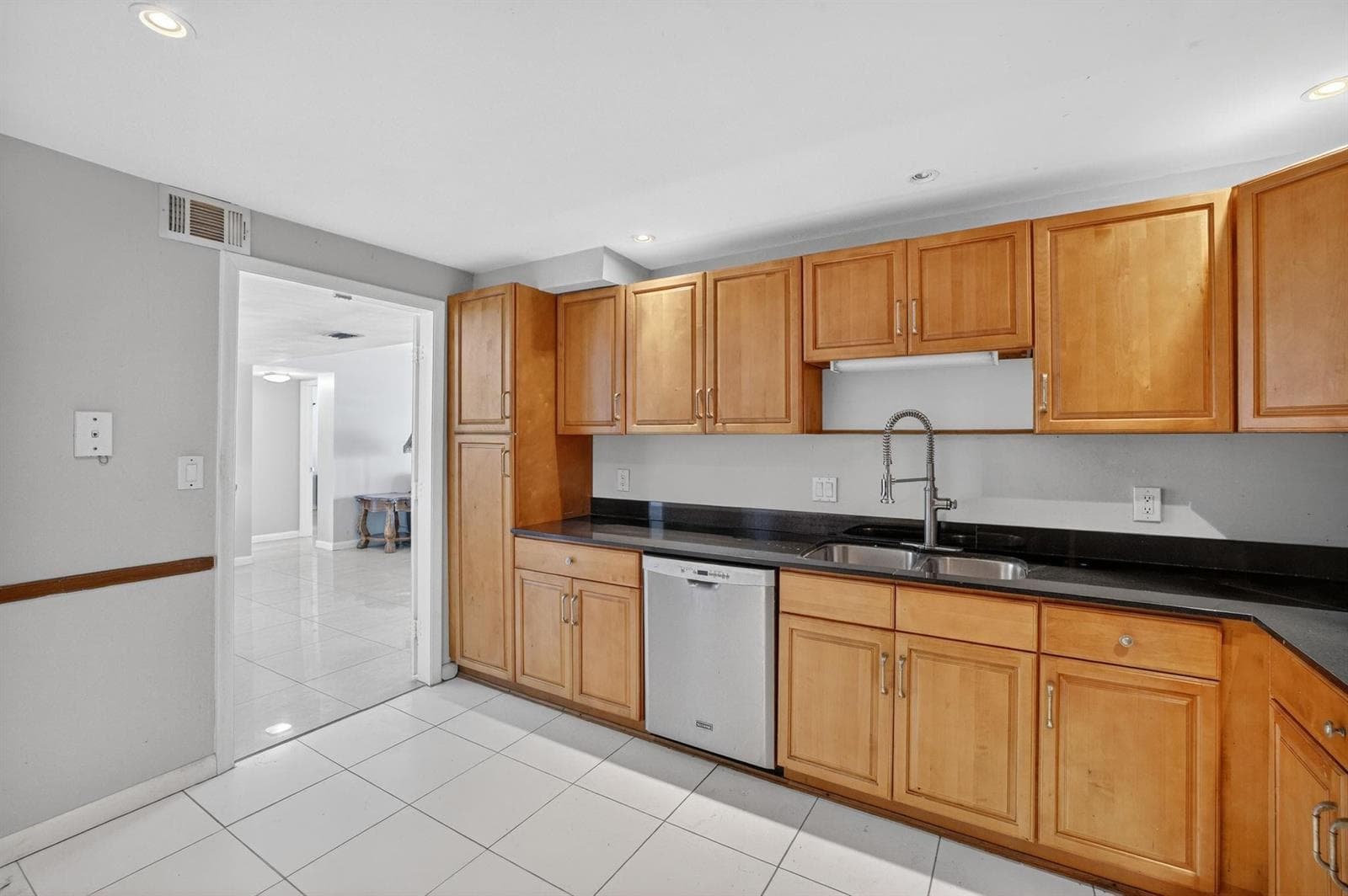 3900 Galt Ocean Drive 1515 photo 25