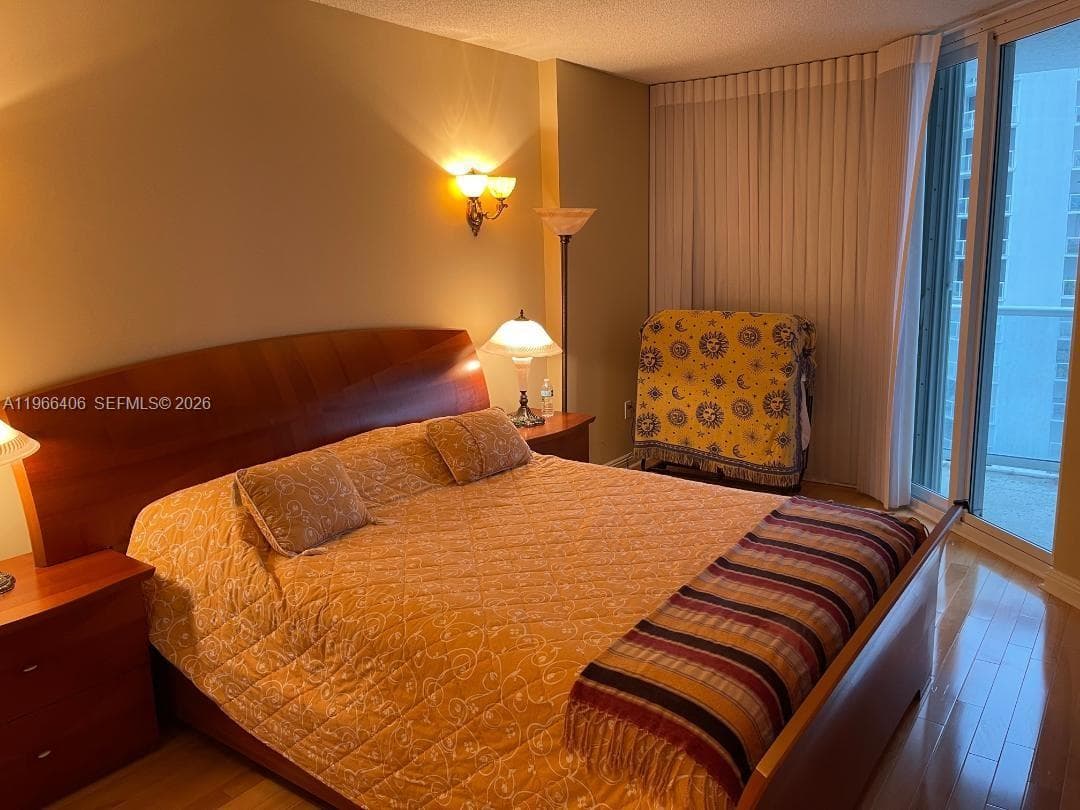 16445 Collins Ave 2328 photo 12