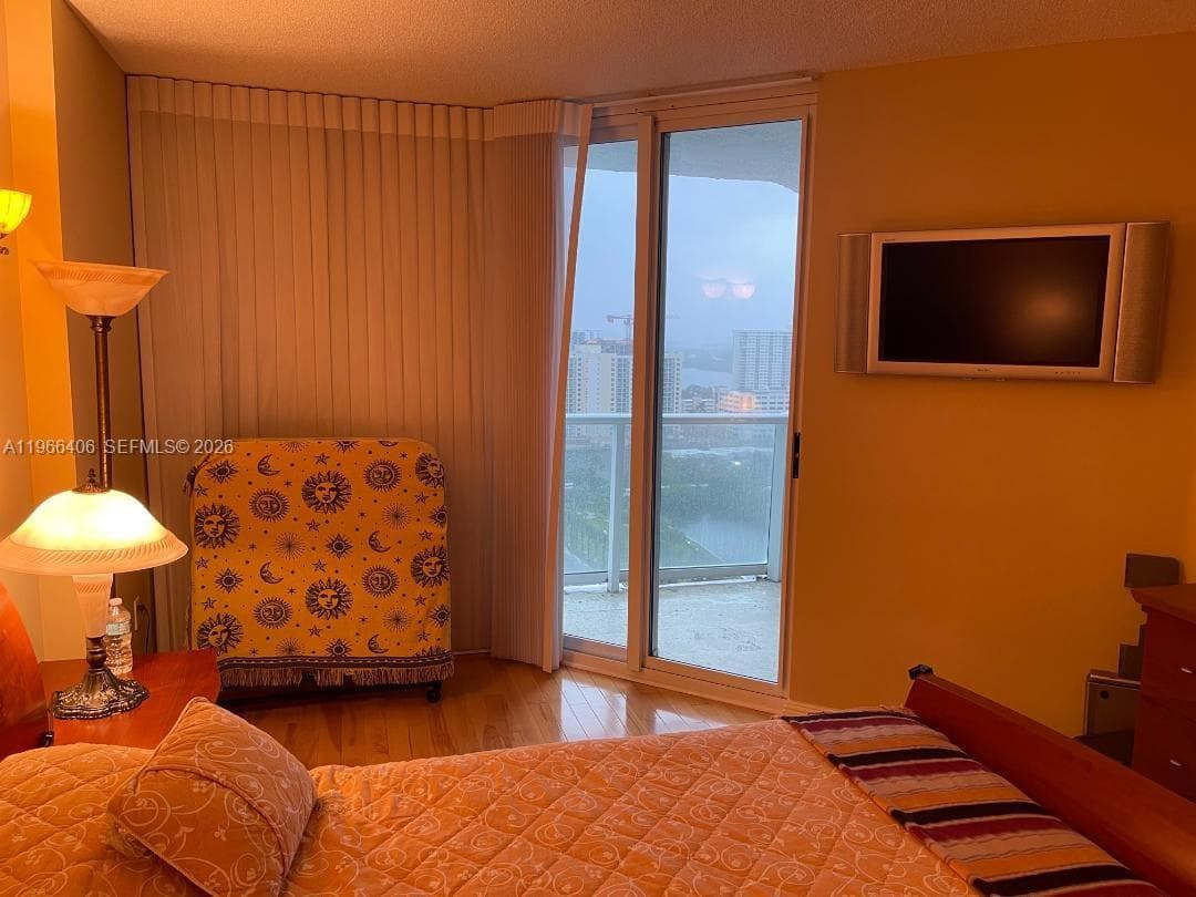 16445 Collins Ave 2328 photo 11