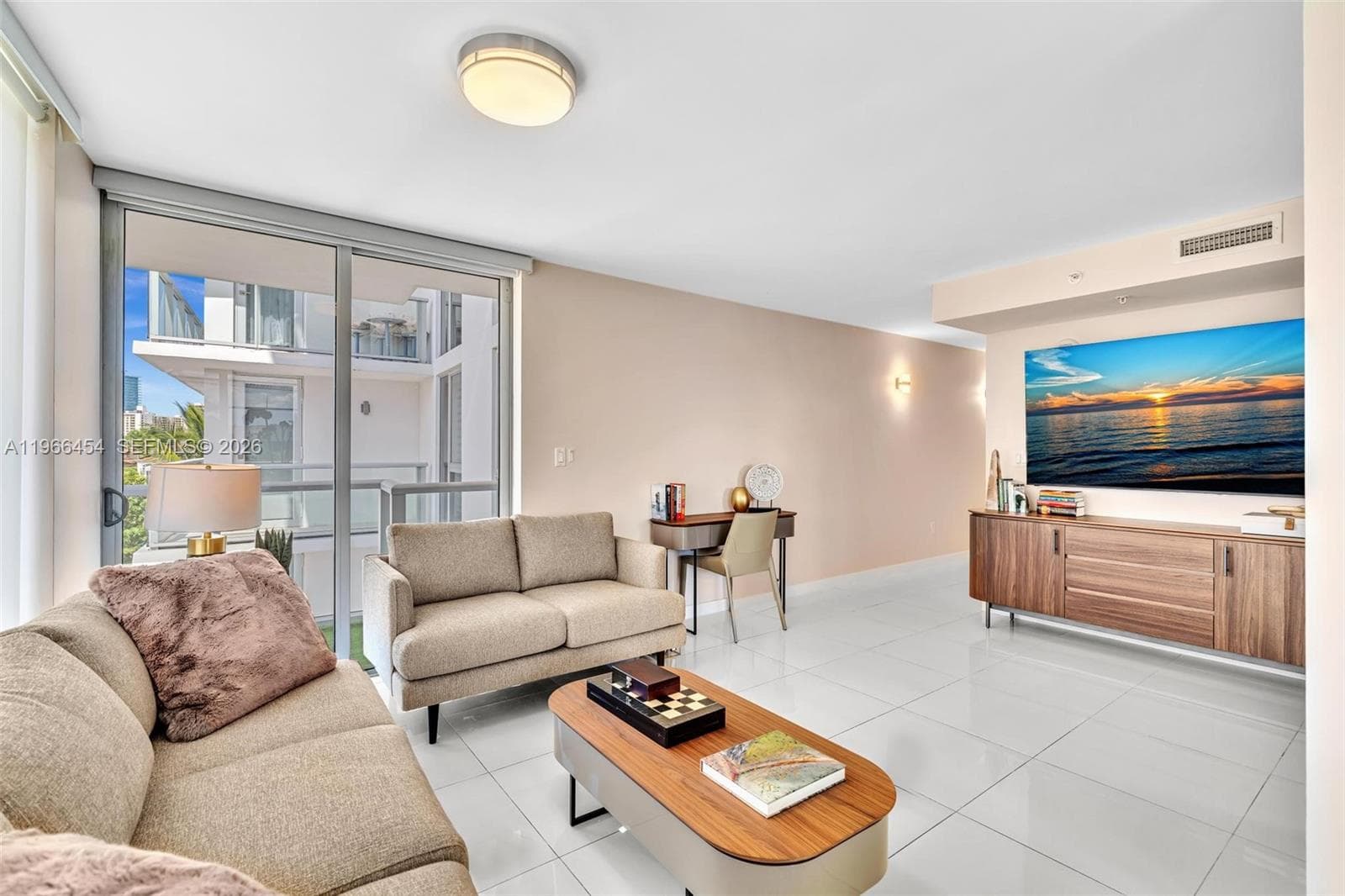 9901 Bay Harbor Dr 403 photo 9