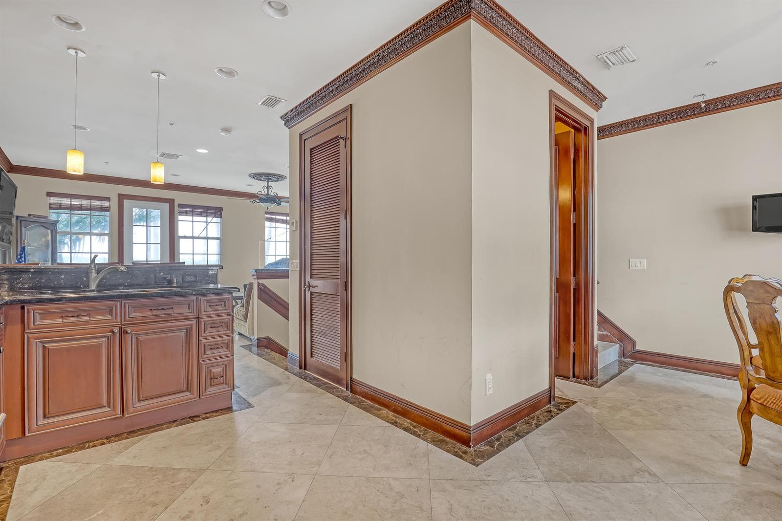 149 Harbors Way photo 17