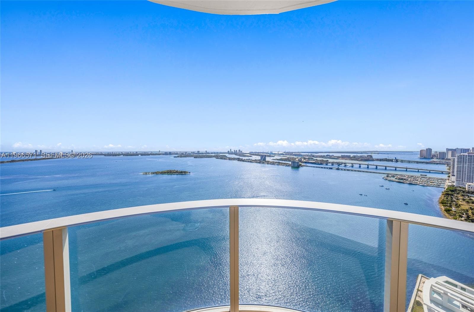 700 24th St 4007 photo 6