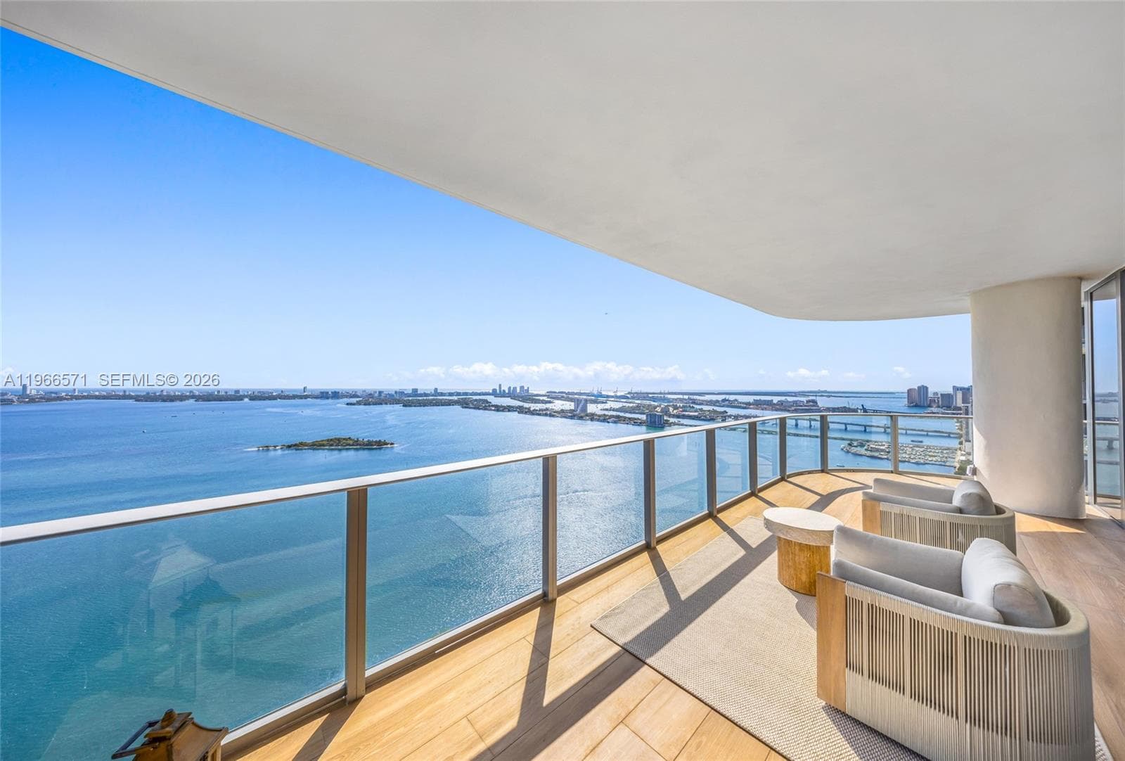 700 24th St 4007 photo 5