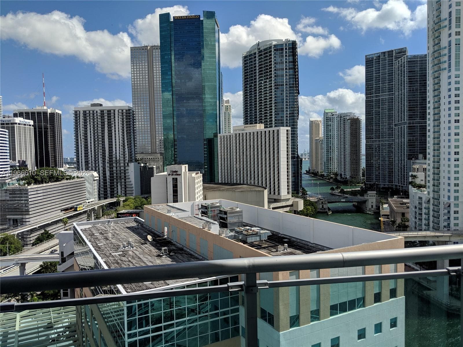 350 S Miami Ave 1901 photo 17