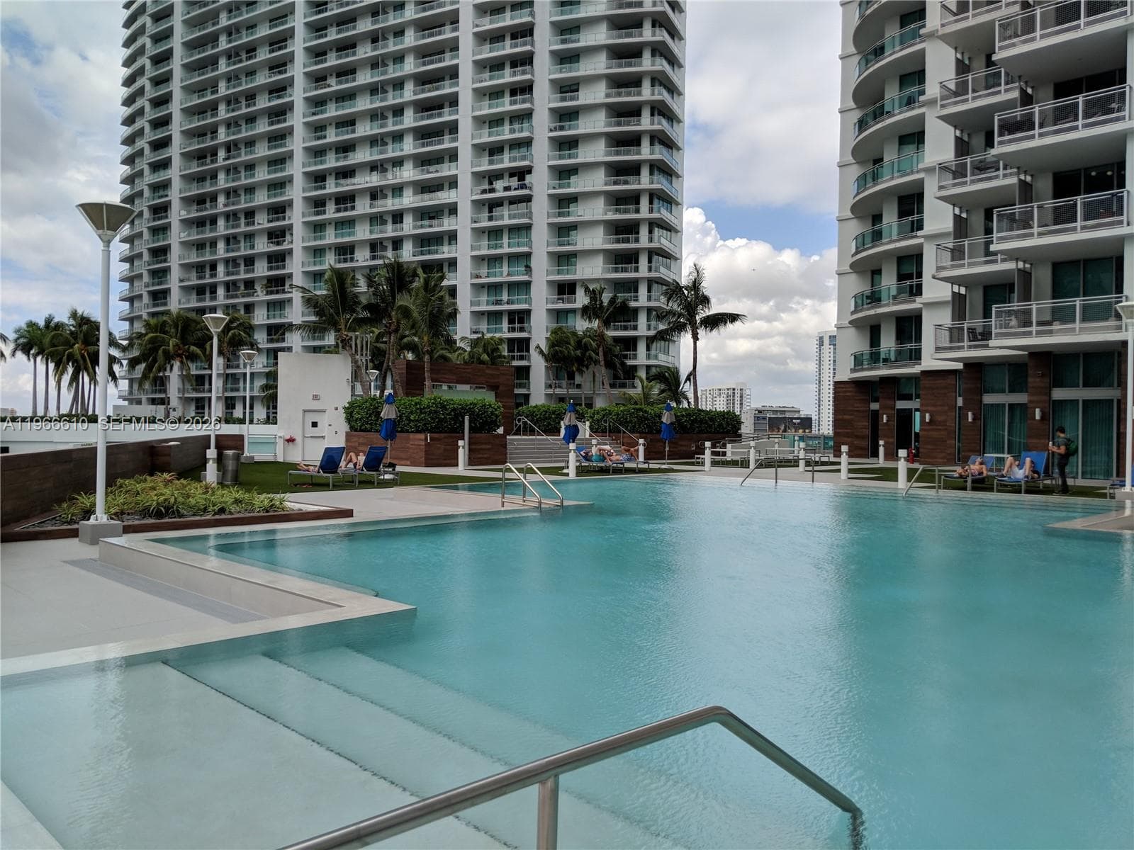 350 S Miami Ave 1901 photo 5