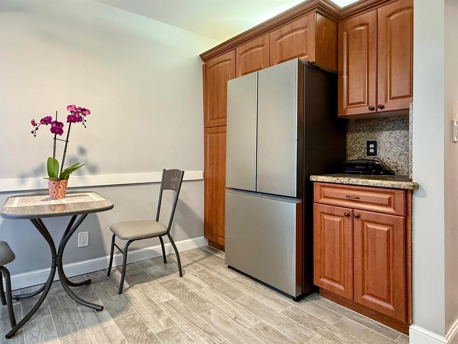 10615 Ocean Palm Way 102 photo 11
