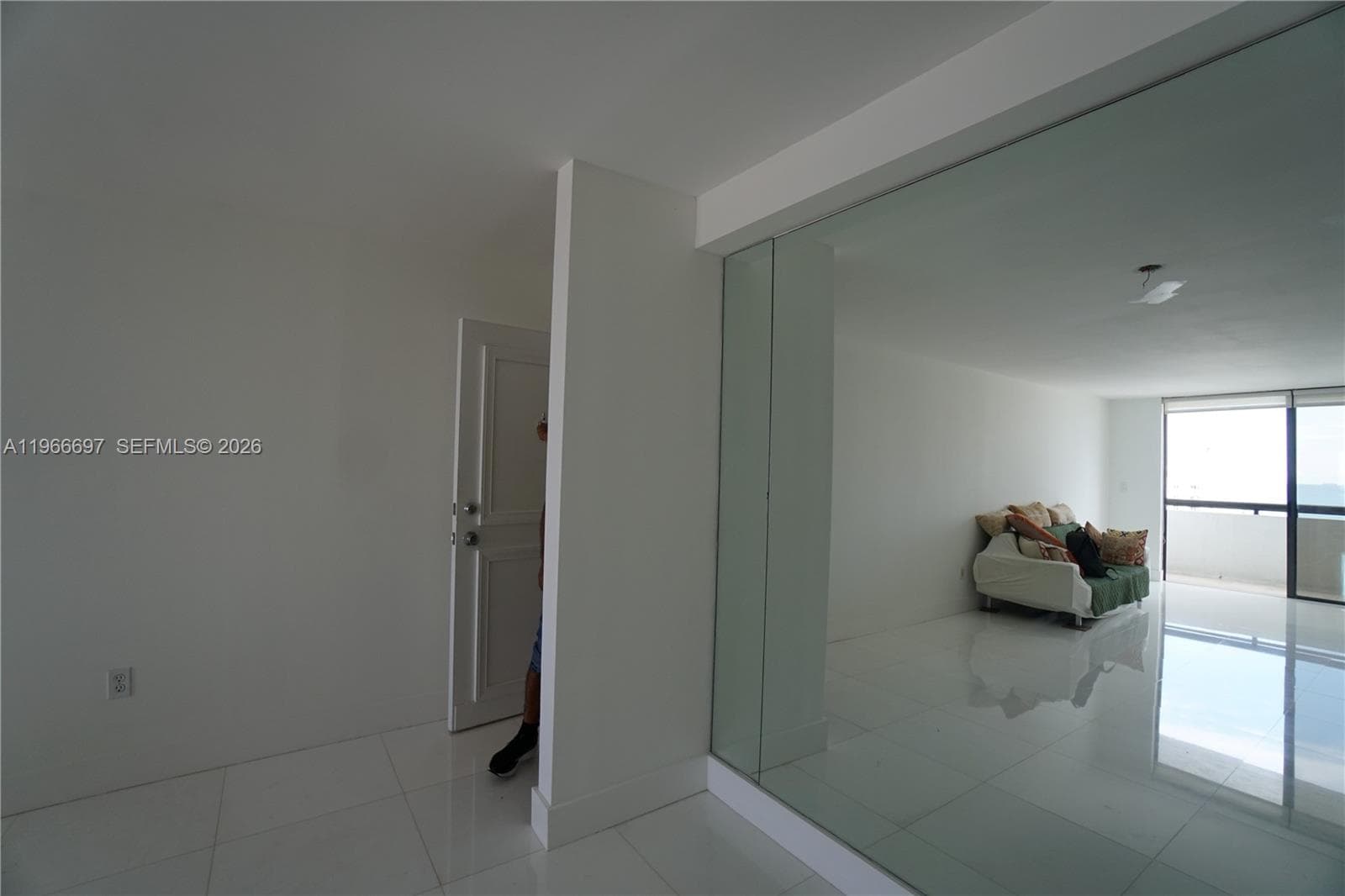 1775 Washington Ave 11C photo 3