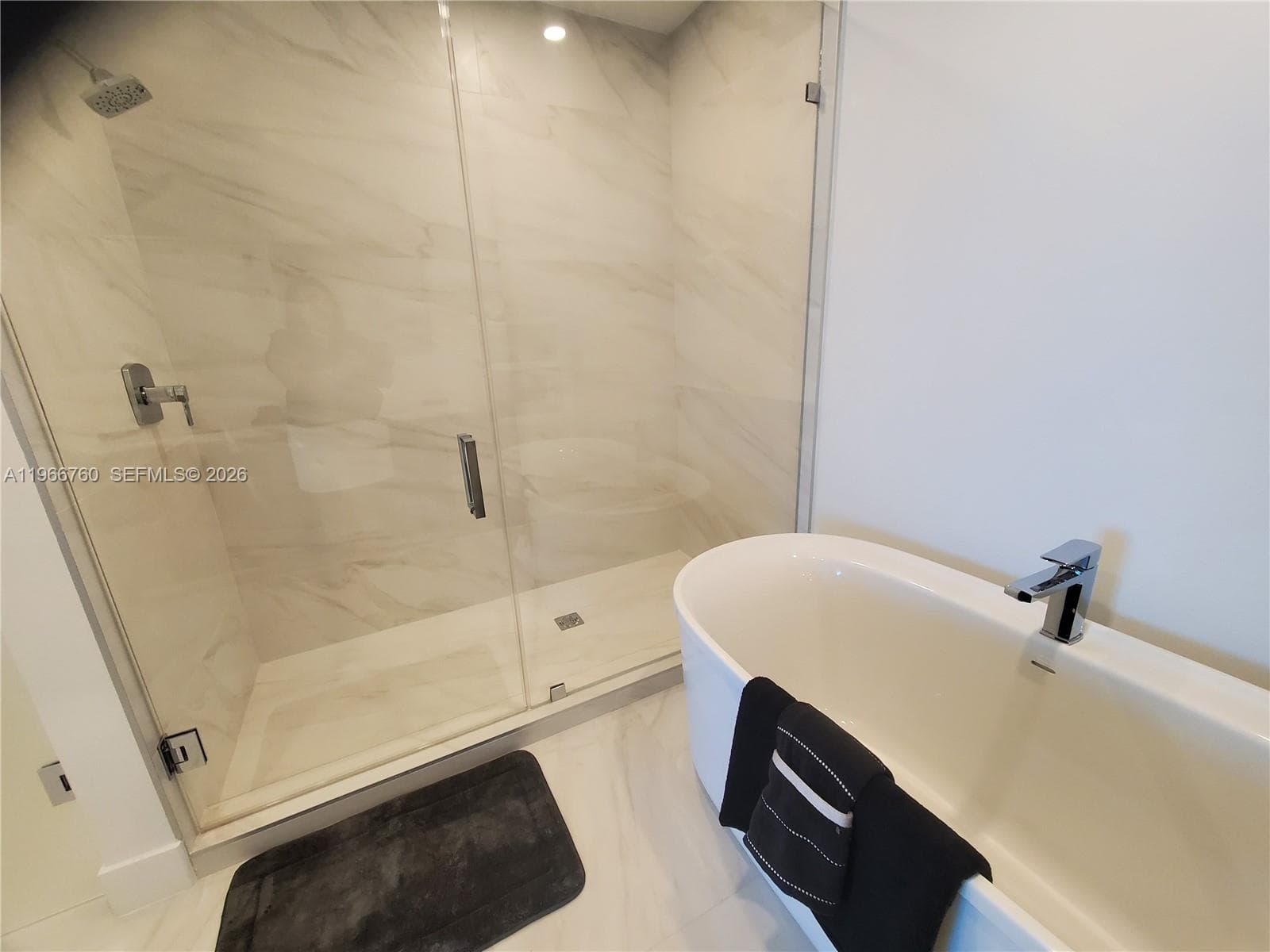 17550 Collins Ave 1403 photo 20